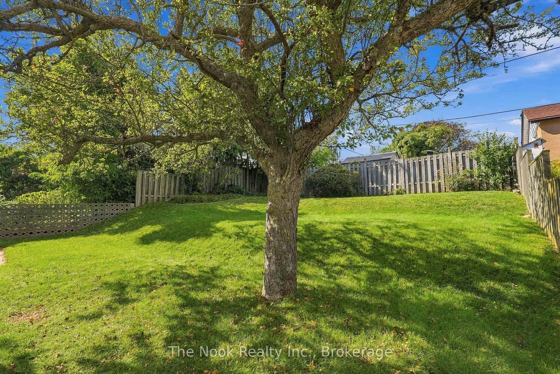 Photo 45 of 706 Stone Street, Oshawa, Lakeview — HOMEH