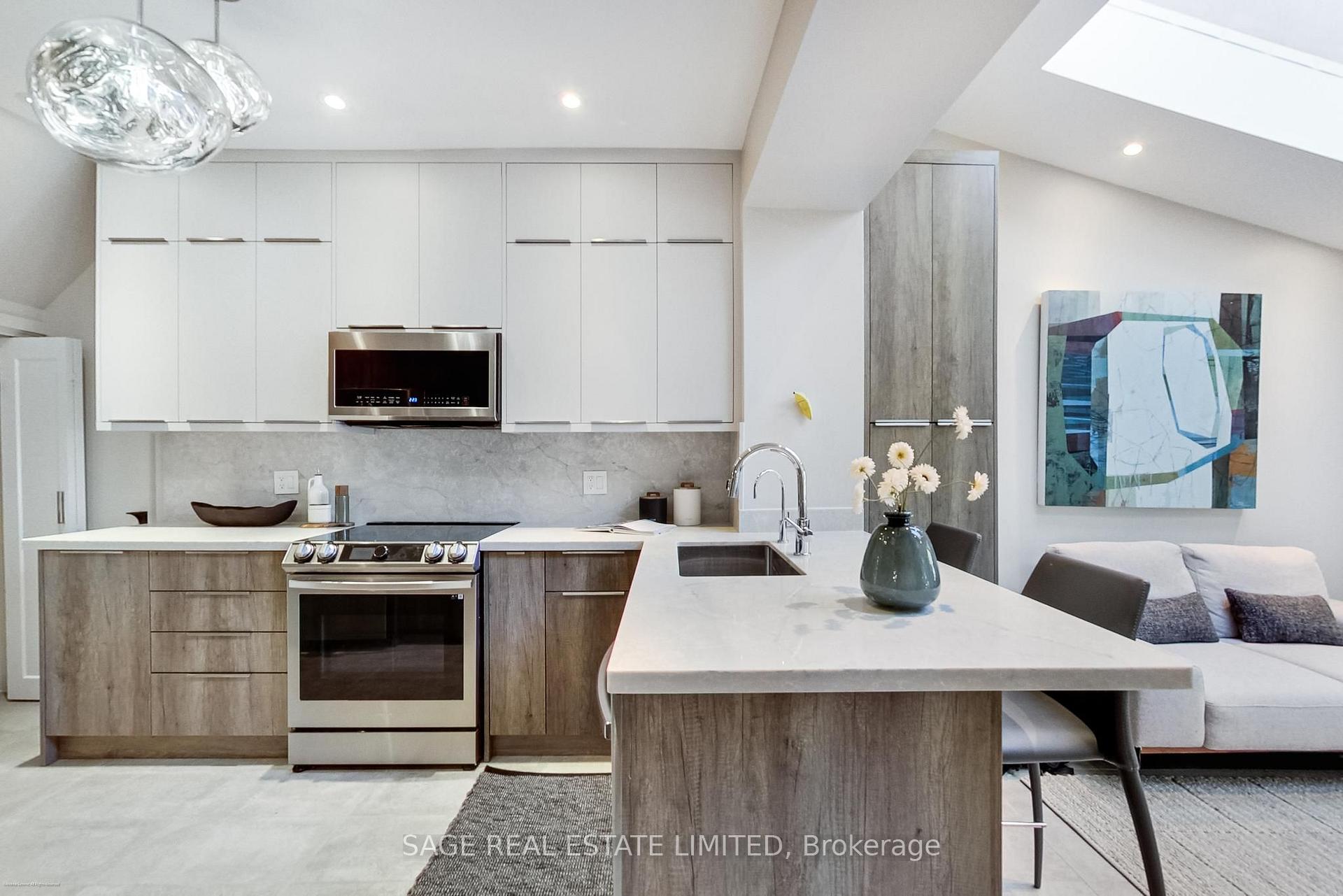 Photo 16 of 4 Dingwall Avenue, Toronto, North Riverdale — HOMEH