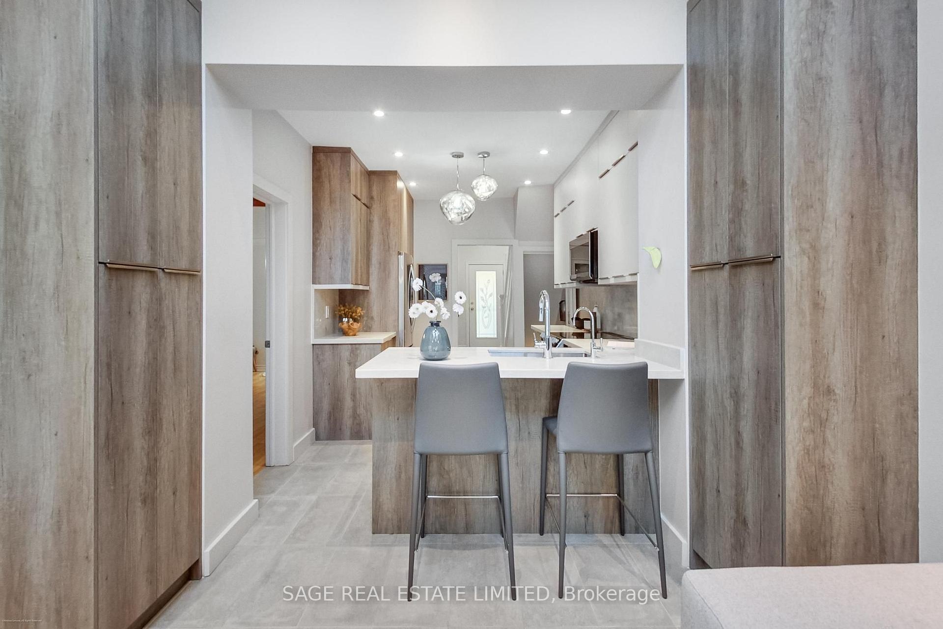 Photo 17 of 4 Dingwall Avenue, Toronto, North Riverdale — HOMEH