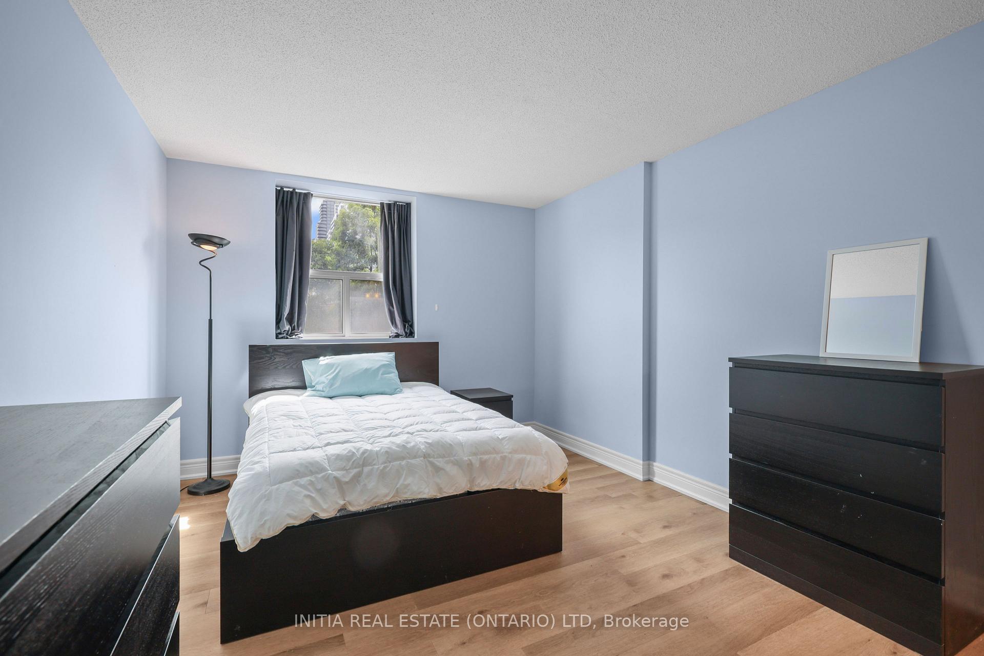 Photo 10 of Unit 309, 600 Talbot Street, London, East F — HOMEH