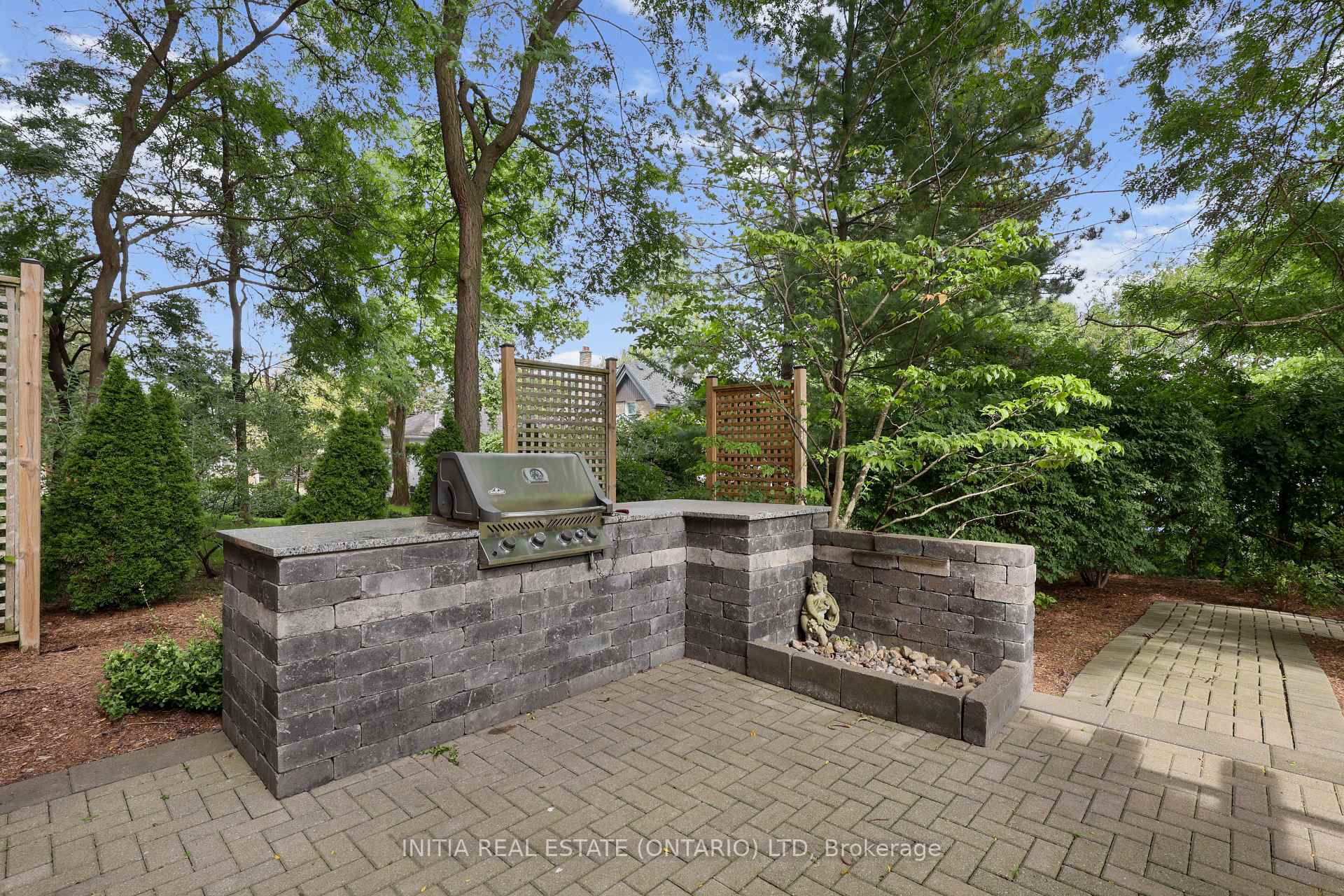 Photo 24 of Unit 309, 600 Talbot Street, London, East F — HOMEH