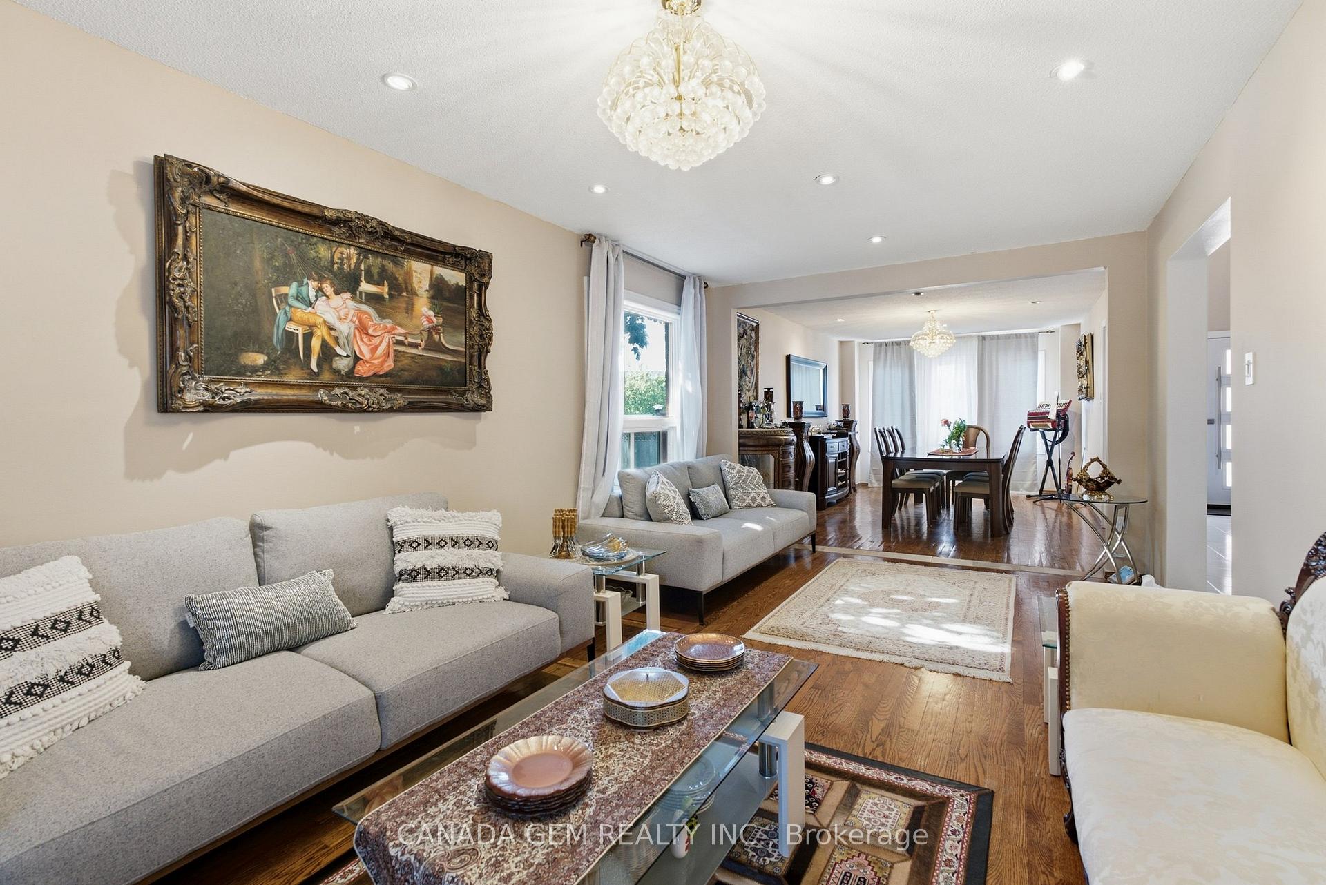 Photo 13 of 82 Justus Drive, Richmond Hill, Devonsleigh — HOMEH