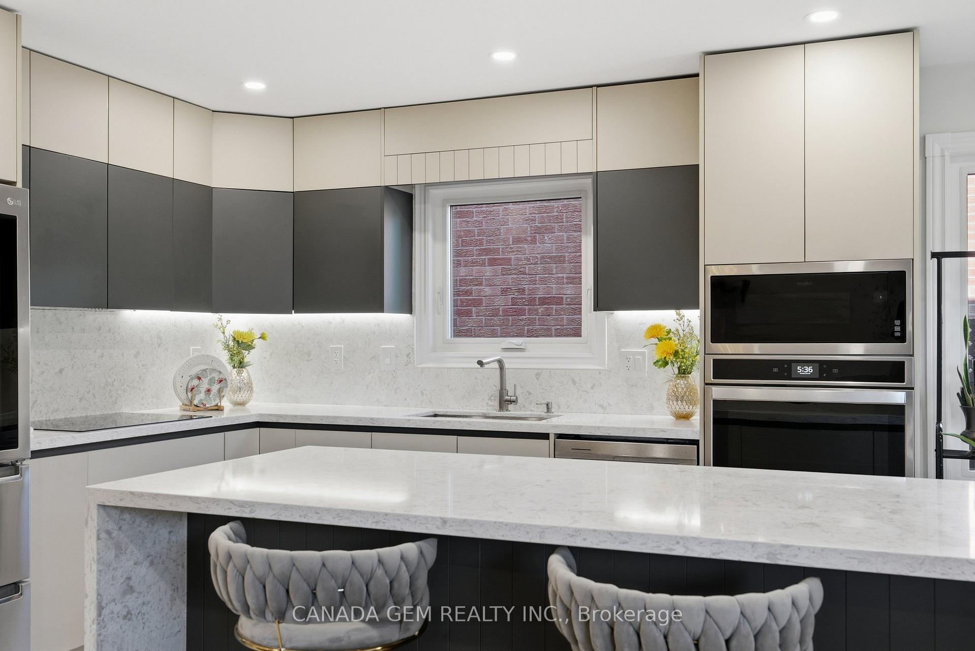 Photo 30 of 82 Justus Drive, Richmond Hill, Devonsleigh — HOMEH