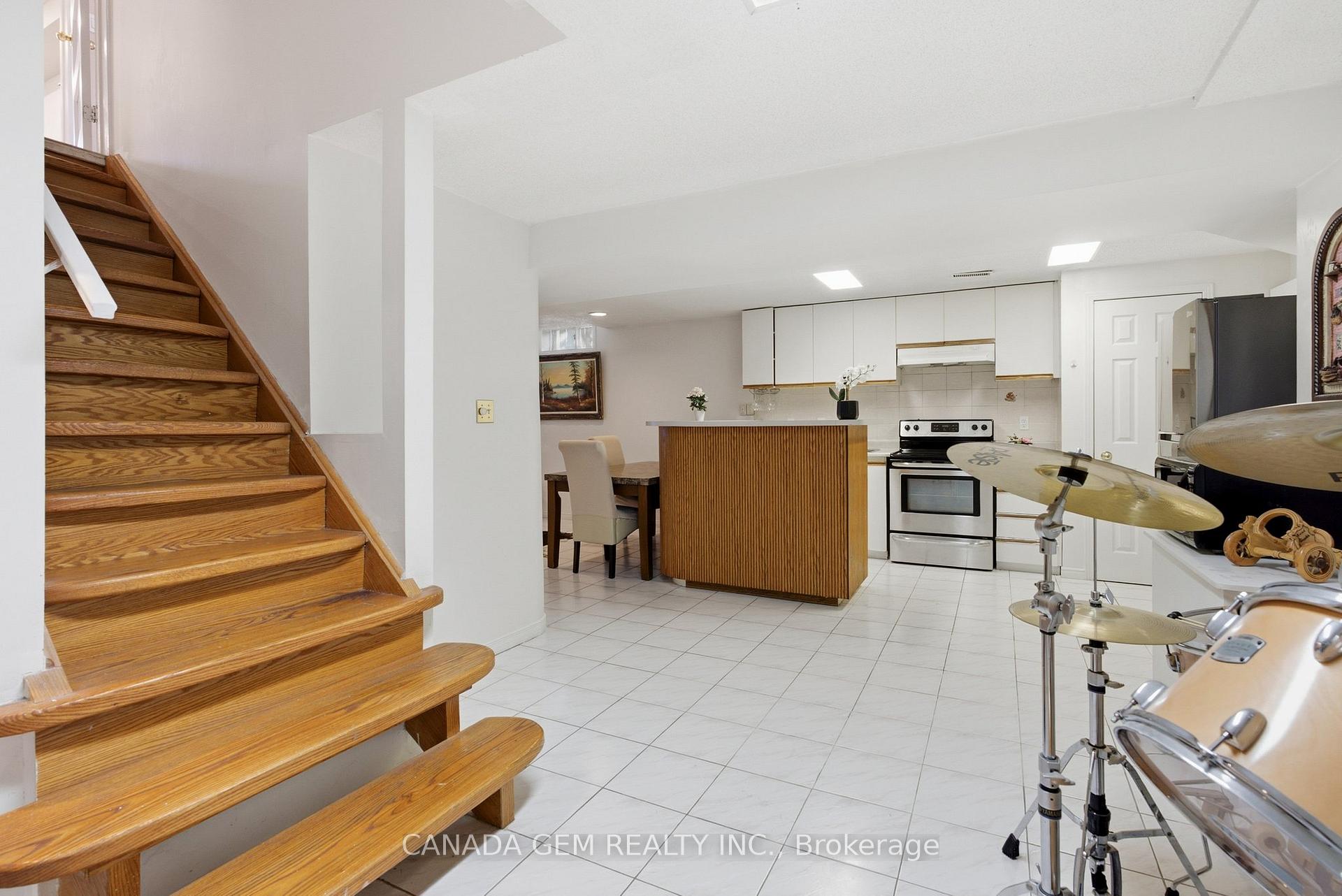 Photo 45 of 82 Justus Drive, Richmond Hill, Devonsleigh — HOMEH