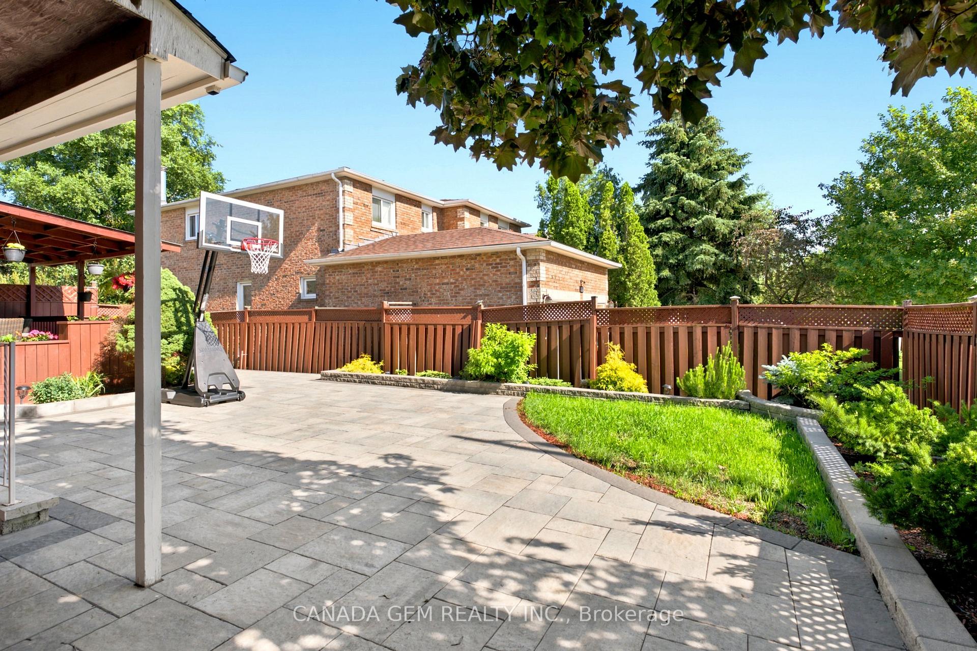 Photo 50 of 82 Justus Drive, Richmond Hill, Devonsleigh — HOMEH