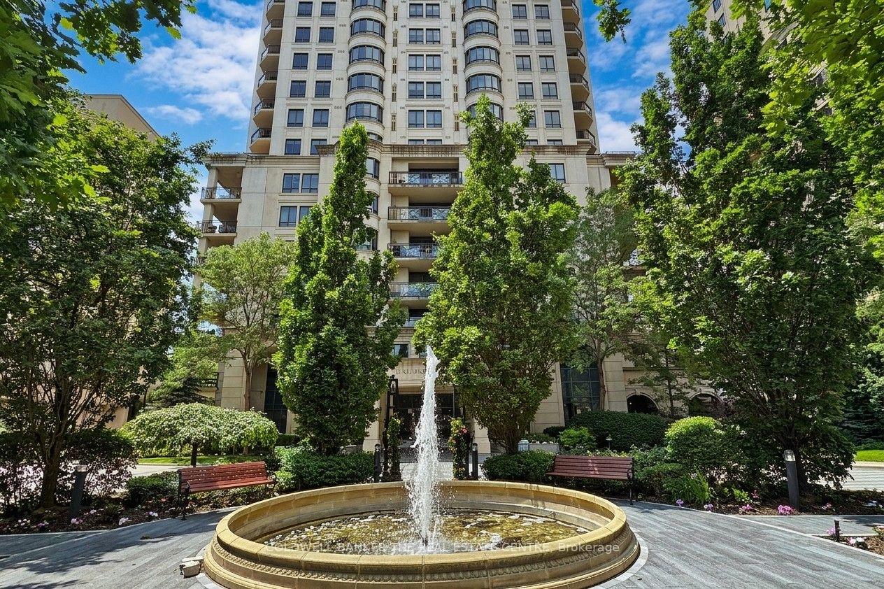 Photo 2 of Unit LPH05, 660 Sheppard Avenue, North York, Bayview Village — HOMEH