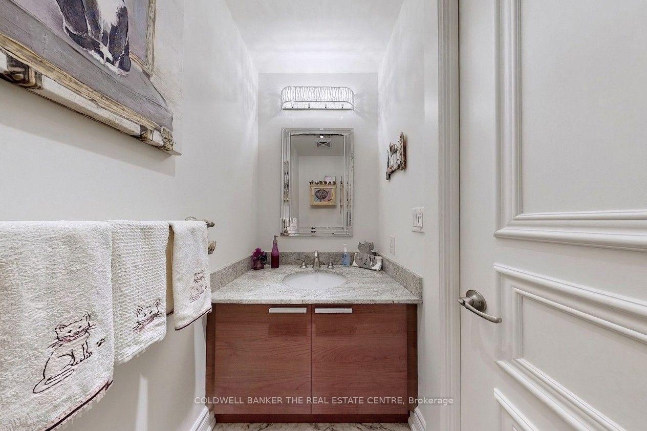 Photo 16 of Unit LPH05, 660 Sheppard Avenue, North York, Bayview Village — HOMEH
