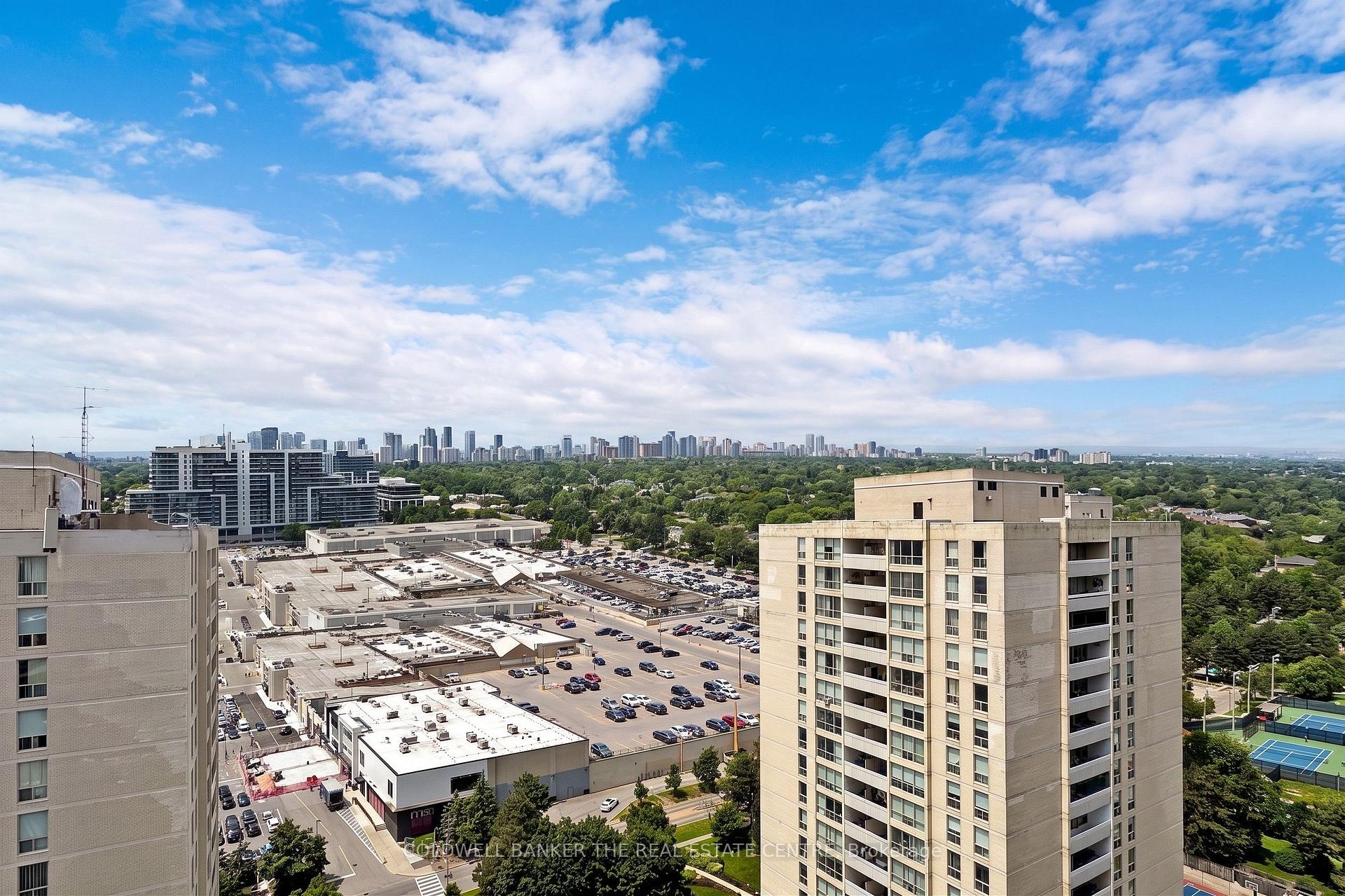 Photo 20 of Unit LPH05, 660 Sheppard Avenue, North York, Bayview Village — HOMEH