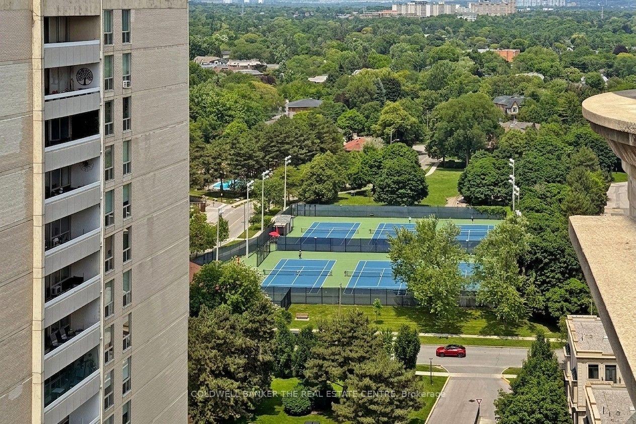 Photo 21 of Unit LPH05, 660 Sheppard Avenue, North York, Bayview Village — HOMEH