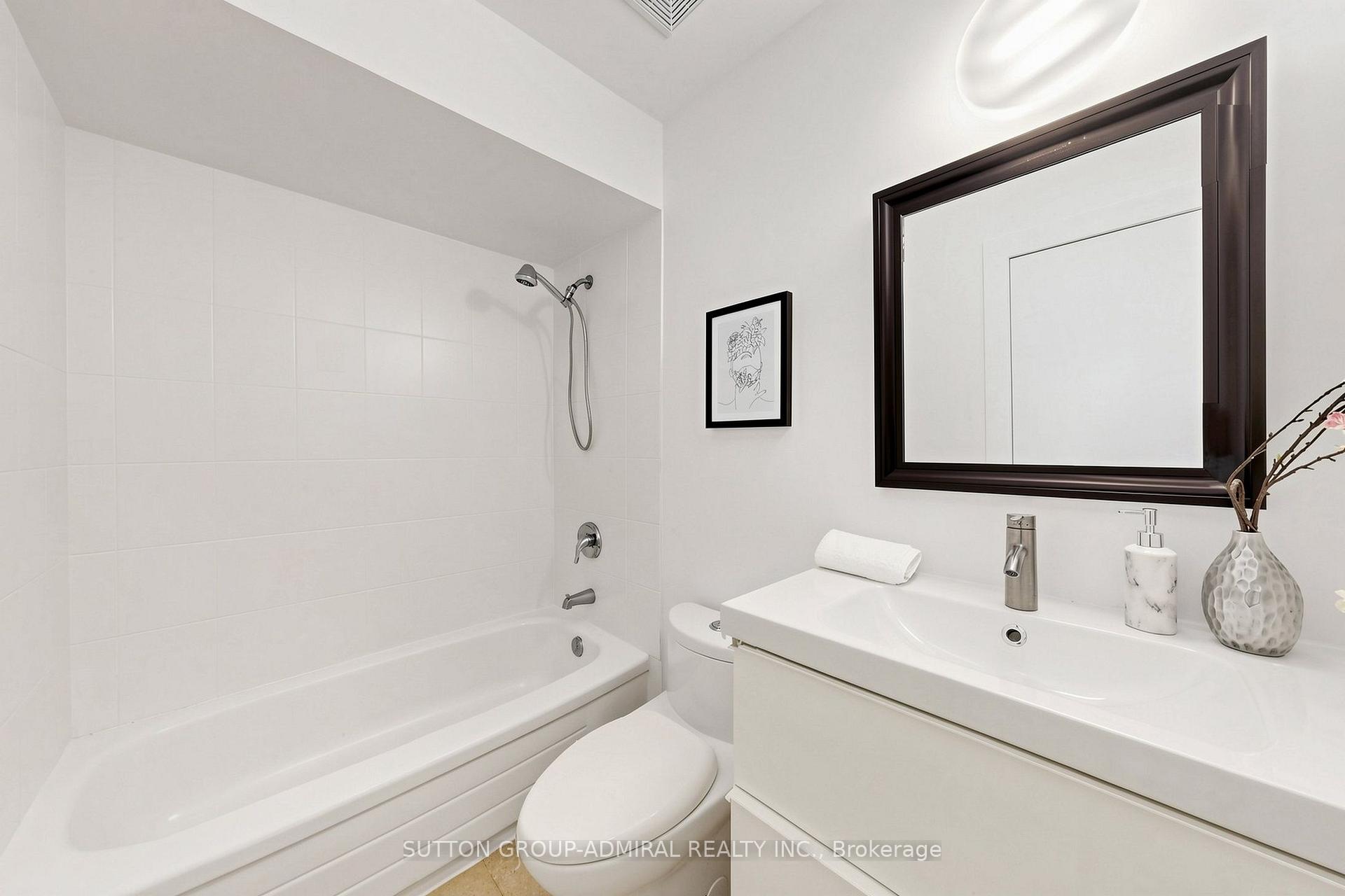 Photo 17 of 154 Baywood Court, Markham, Royal Orchard — HOMEH