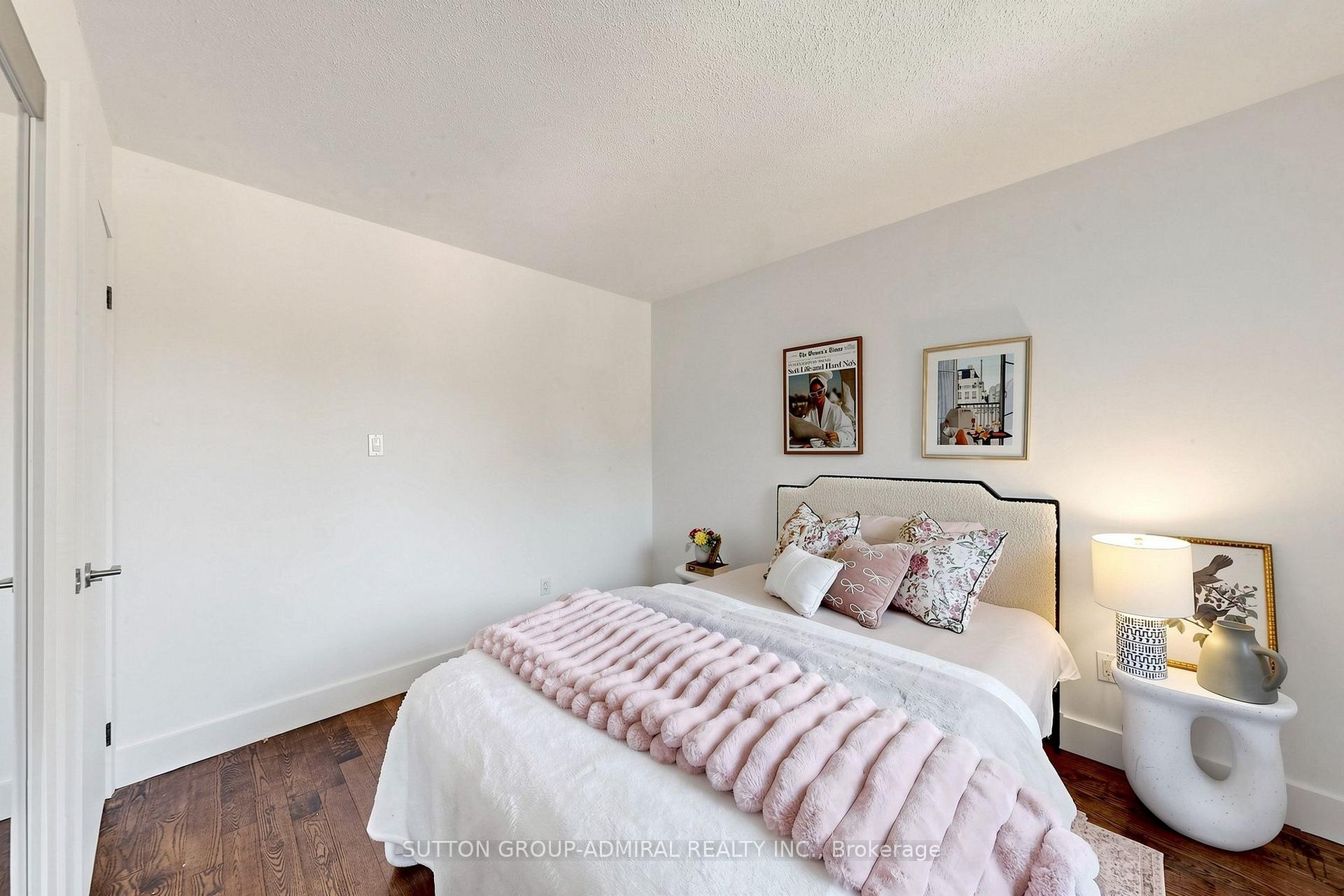 Photo 20 of 154 Baywood Court, Markham, Royal Orchard — HOMEH