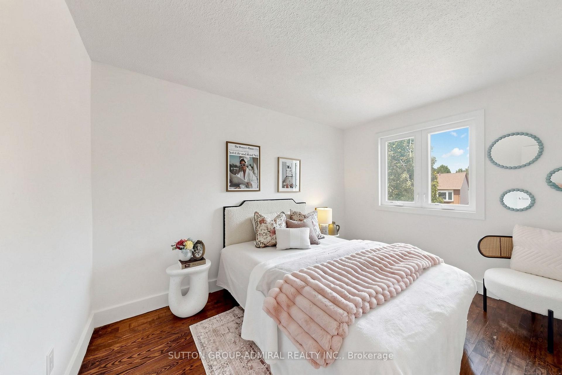 Photo 21 of 154 Baywood Court, Markham, Royal Orchard — HOMEH