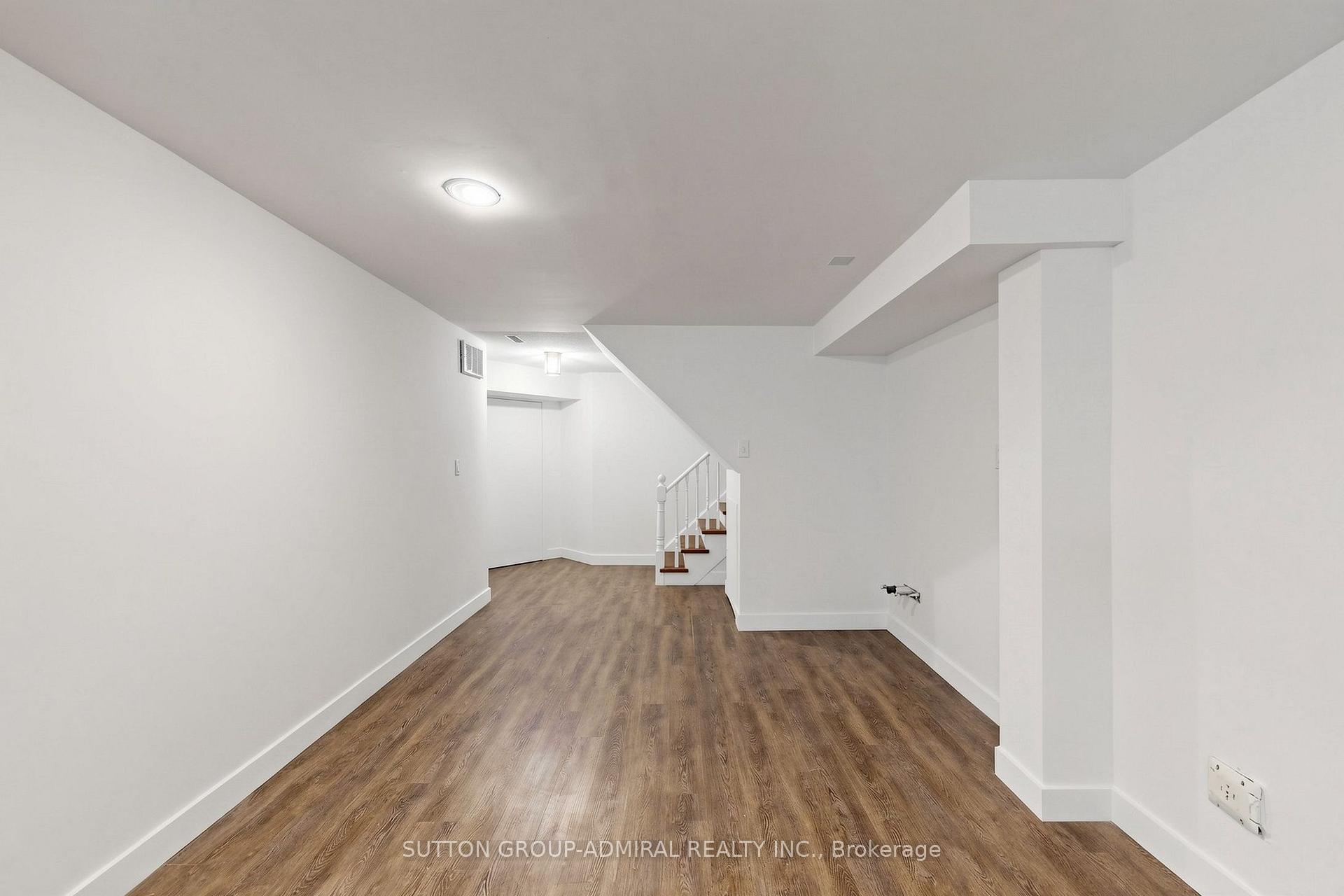 Photo 29 of 154 Baywood Court, Markham, Royal Orchard — HOMEH