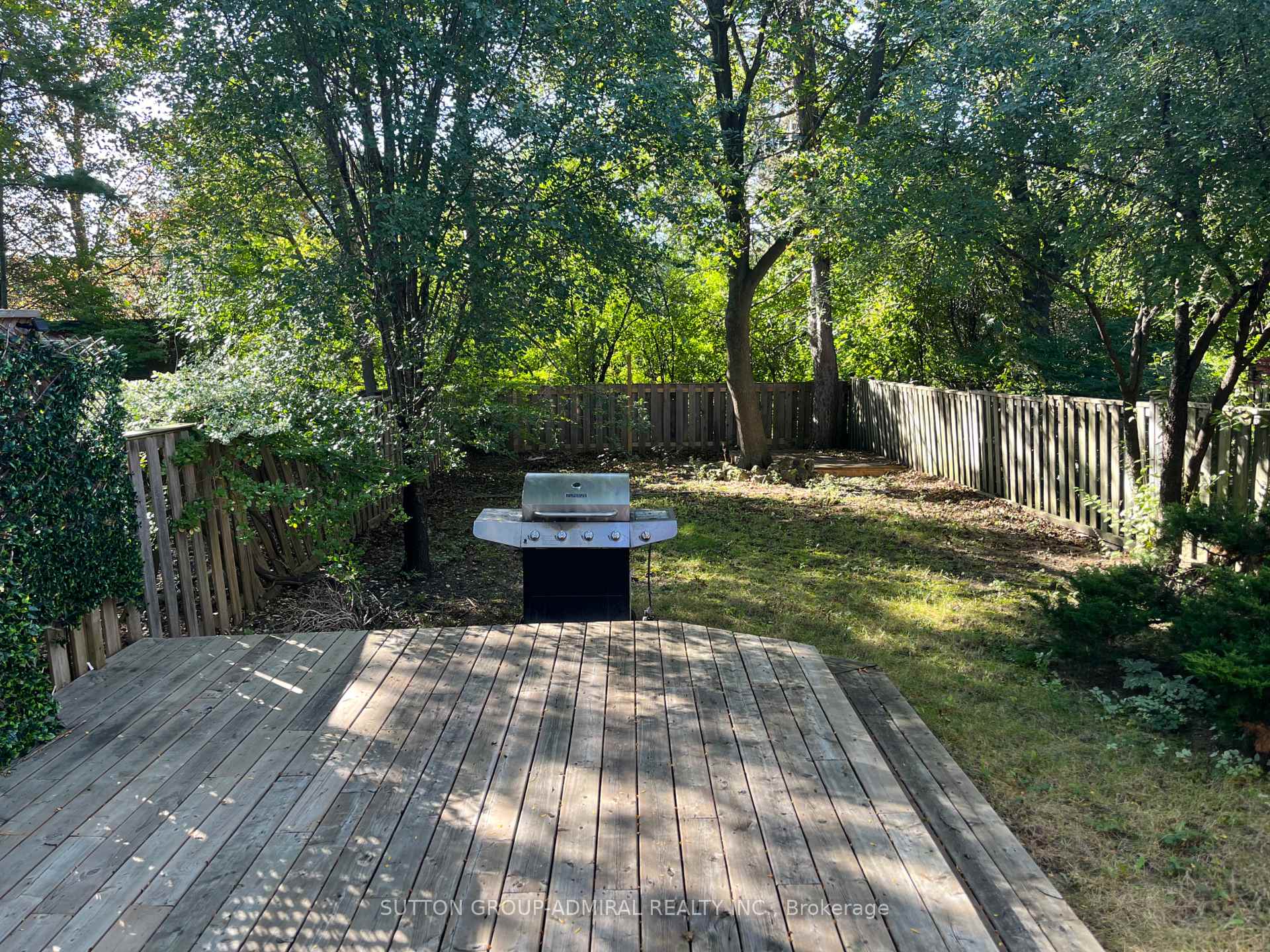 Photo 33 of 154 Baywood Court, Markham, Royal Orchard — HOMEH