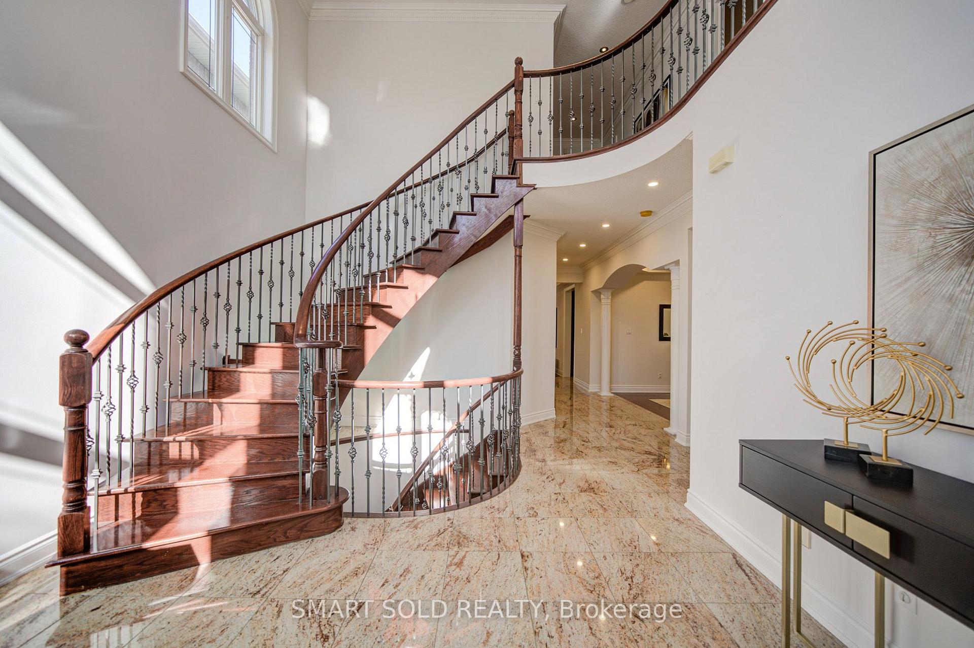 Photo 7 of 61 Aladdin Crescent, Richmond Hill, Westbrook — HOMEH