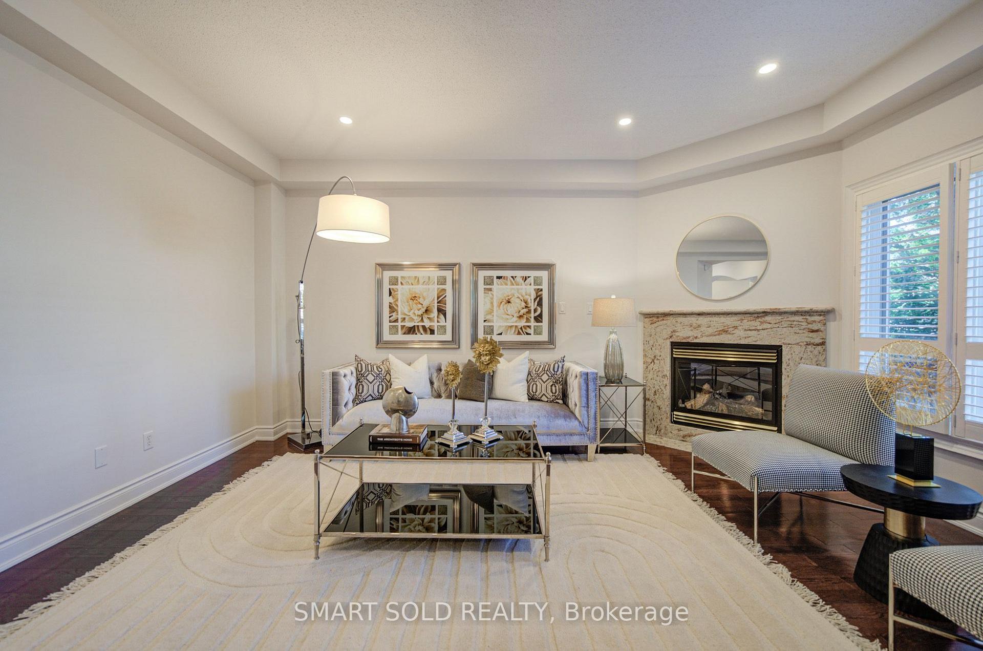 Photo 11 of 61 Aladdin Crescent, Richmond Hill, Westbrook — HOMEH