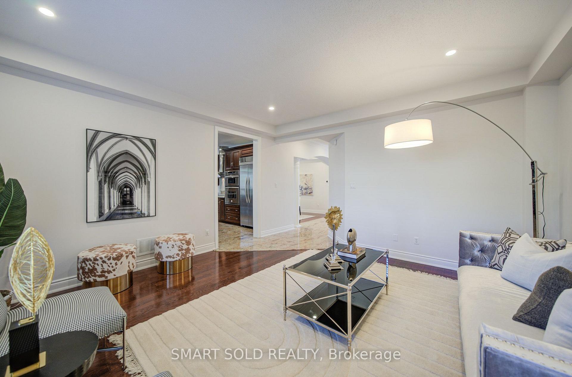 Photo 13 of 61 Aladdin Crescent, Richmond Hill, Westbrook — HOMEH
