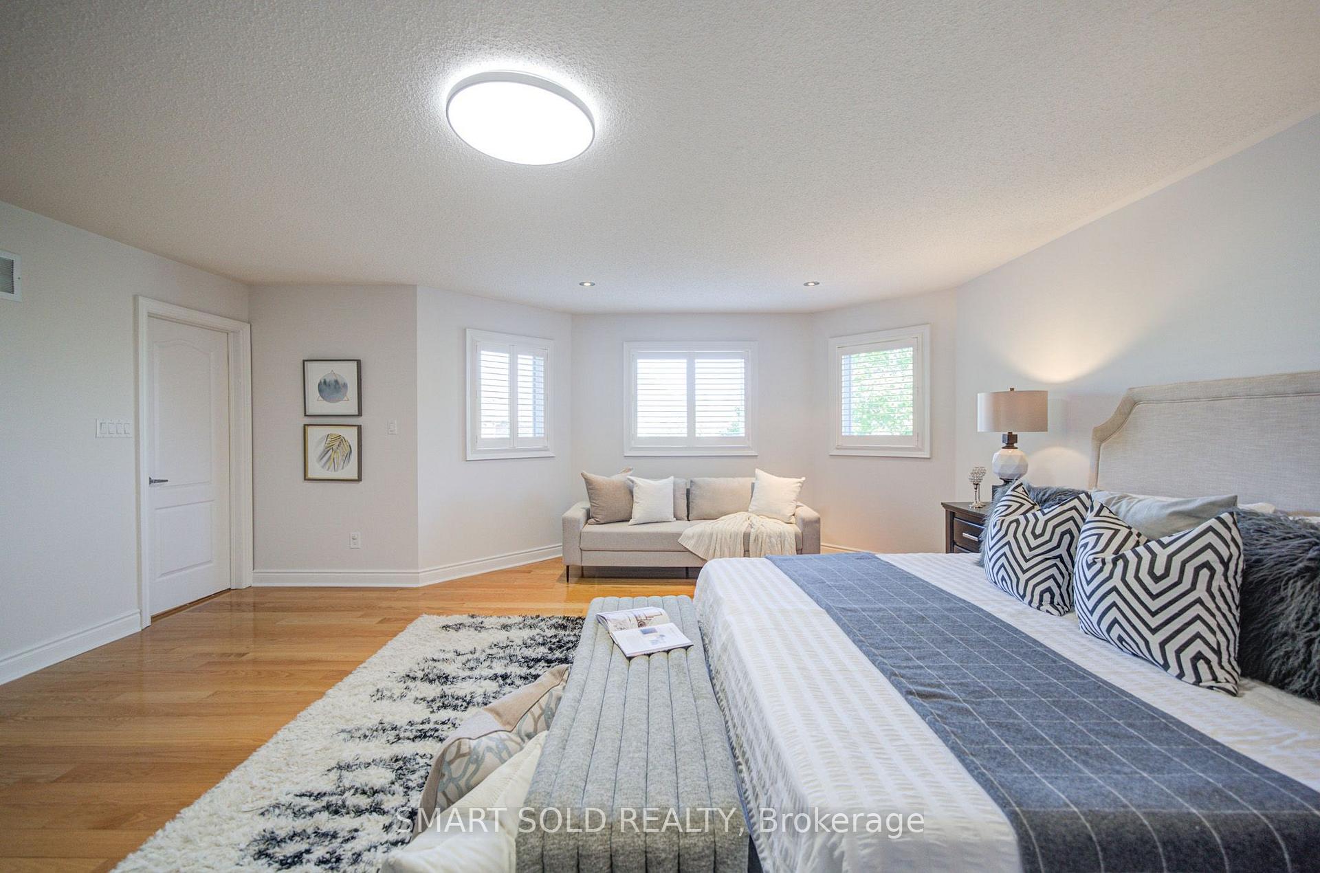Photo 31 of 61 Aladdin Crescent, Richmond Hill, Westbrook — HOMEH