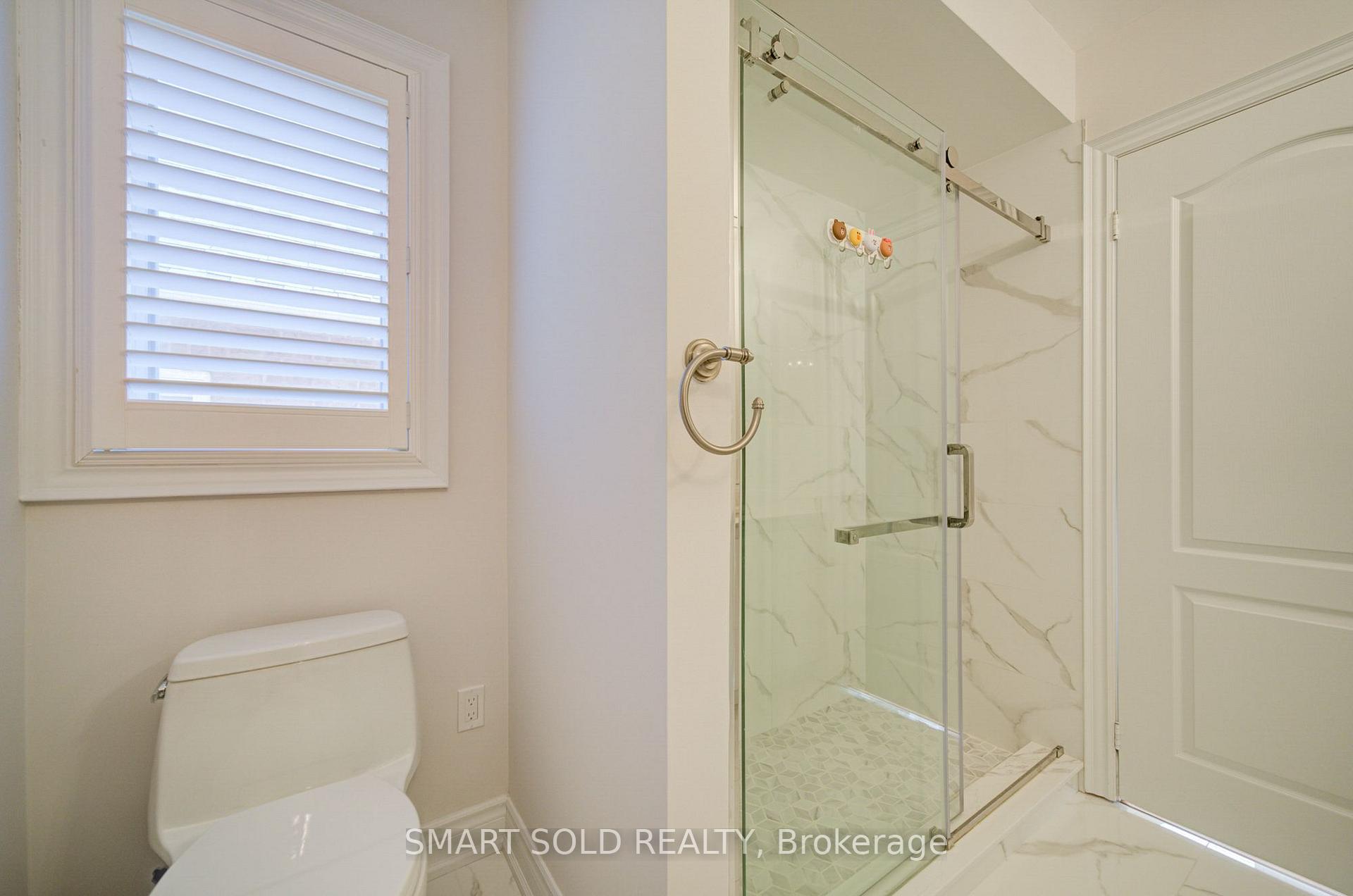 Photo 38 of 61 Aladdin Crescent, Richmond Hill, Westbrook — HOMEH