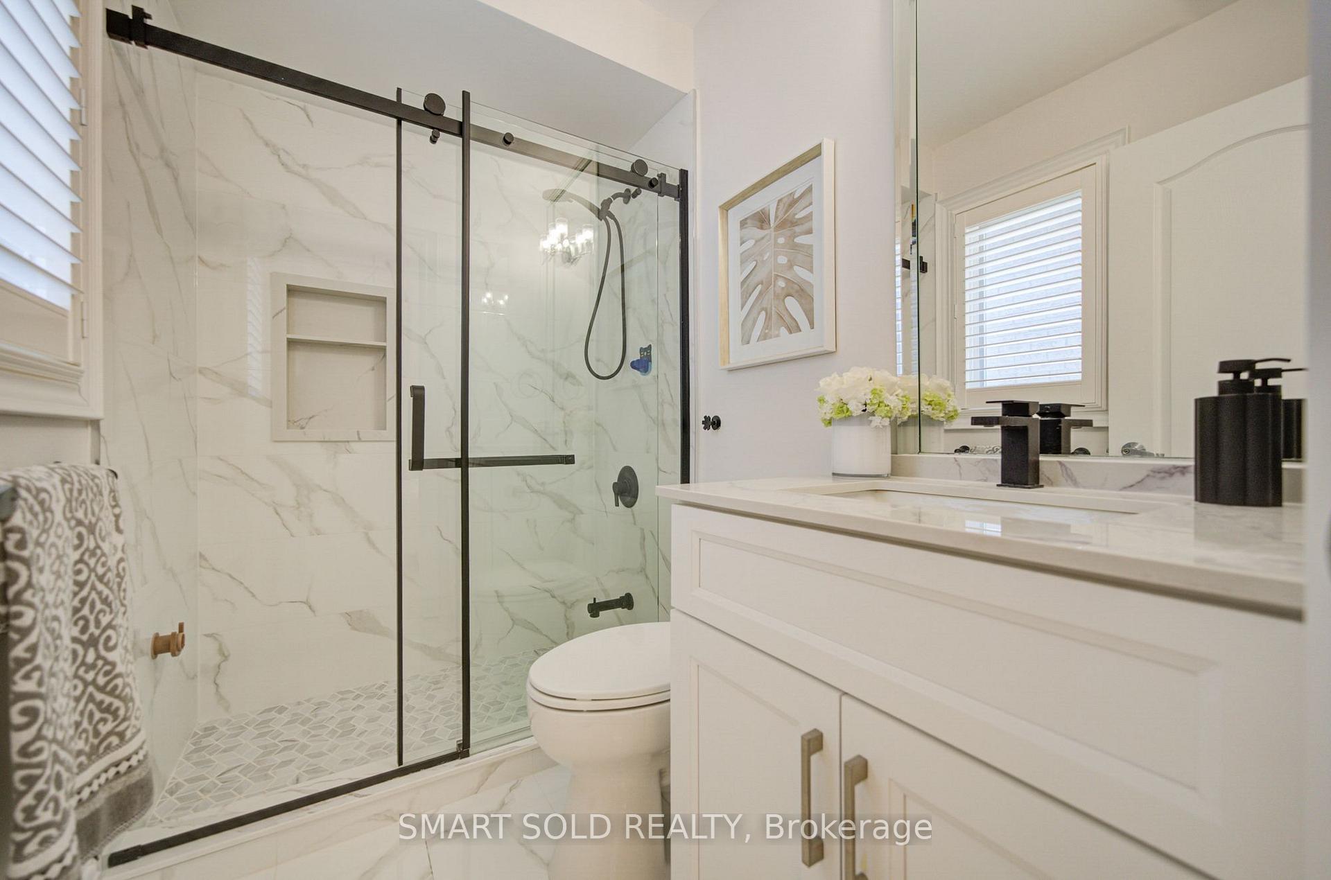 Photo 43 of 61 Aladdin Crescent, Richmond Hill, Westbrook — HOMEH