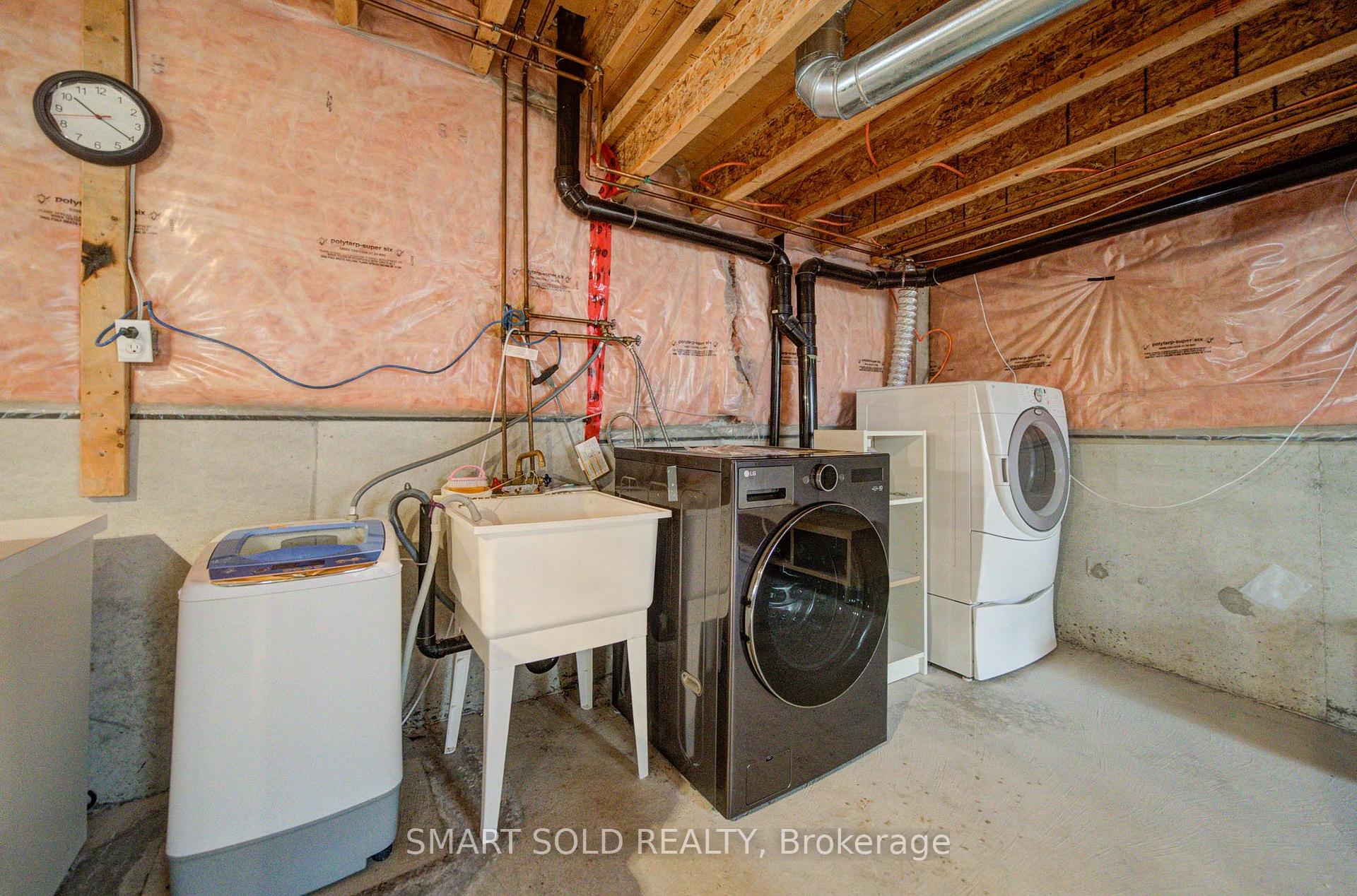 Photo 44 of 61 Aladdin Crescent, Richmond Hill, Westbrook — HOMEH