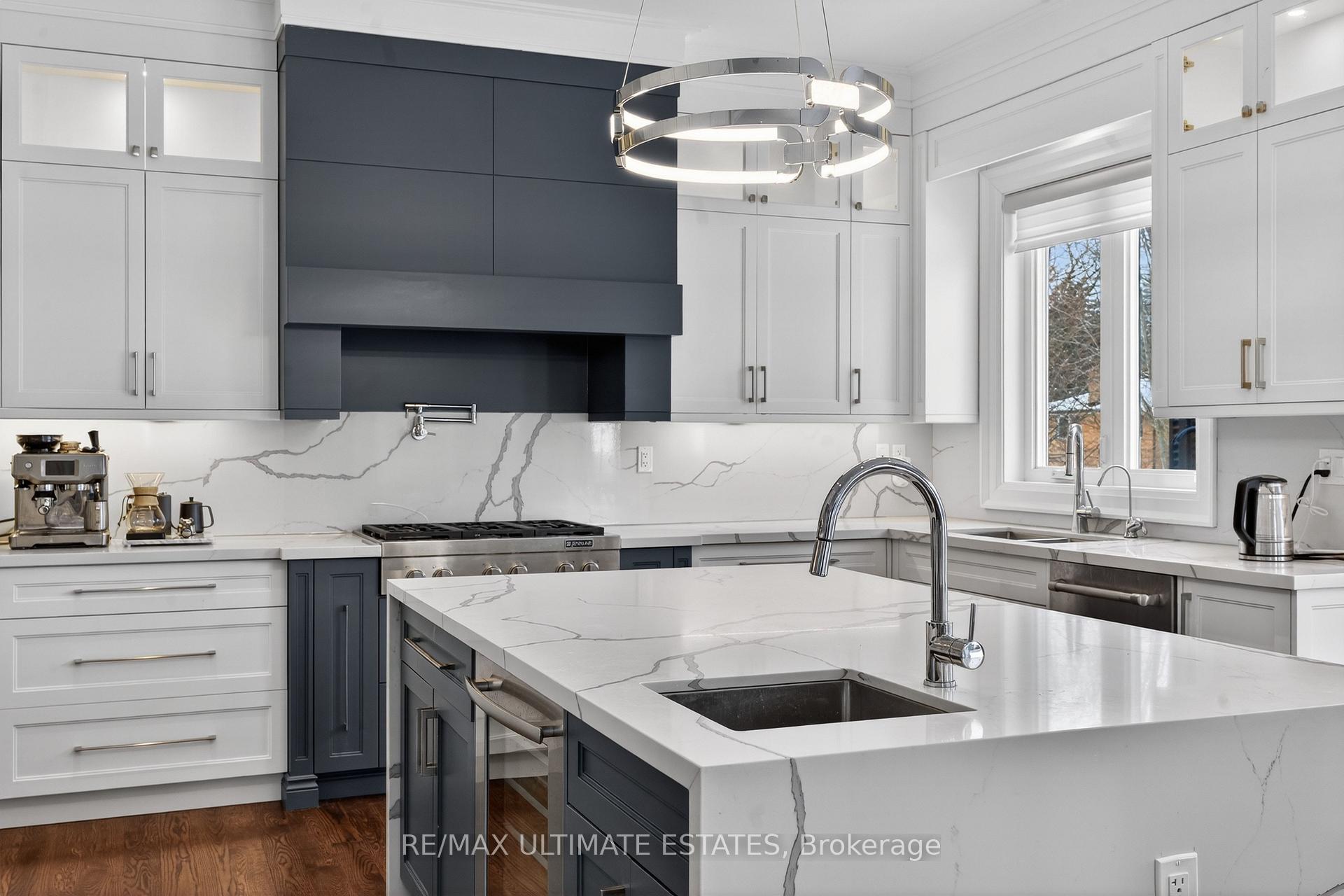 Photo 13 of 150 Norton Avenue, North York, Willowdale East — HOMEH