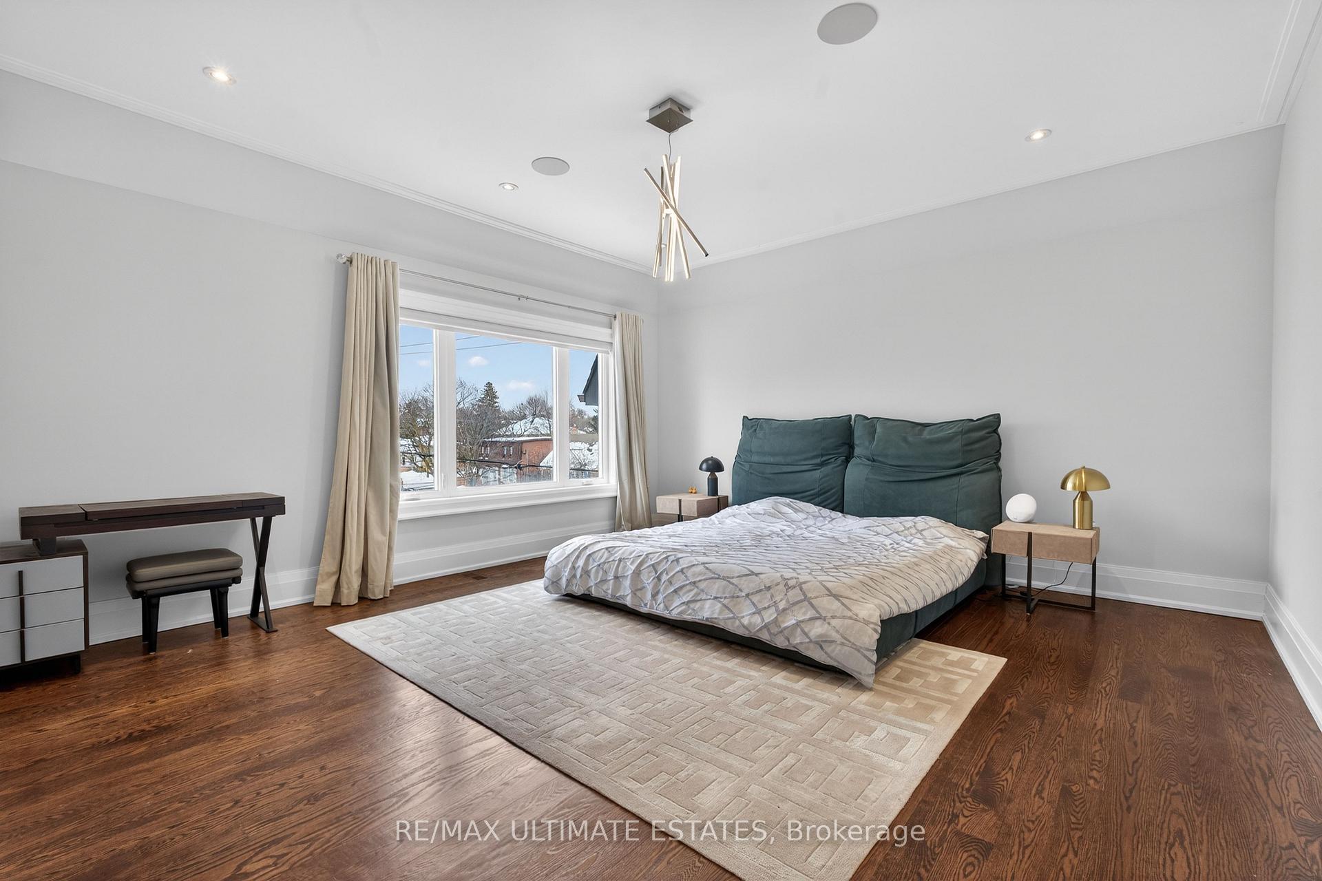 Photo 16 of 150 Norton Avenue, North York, Willowdale East — HOMEH