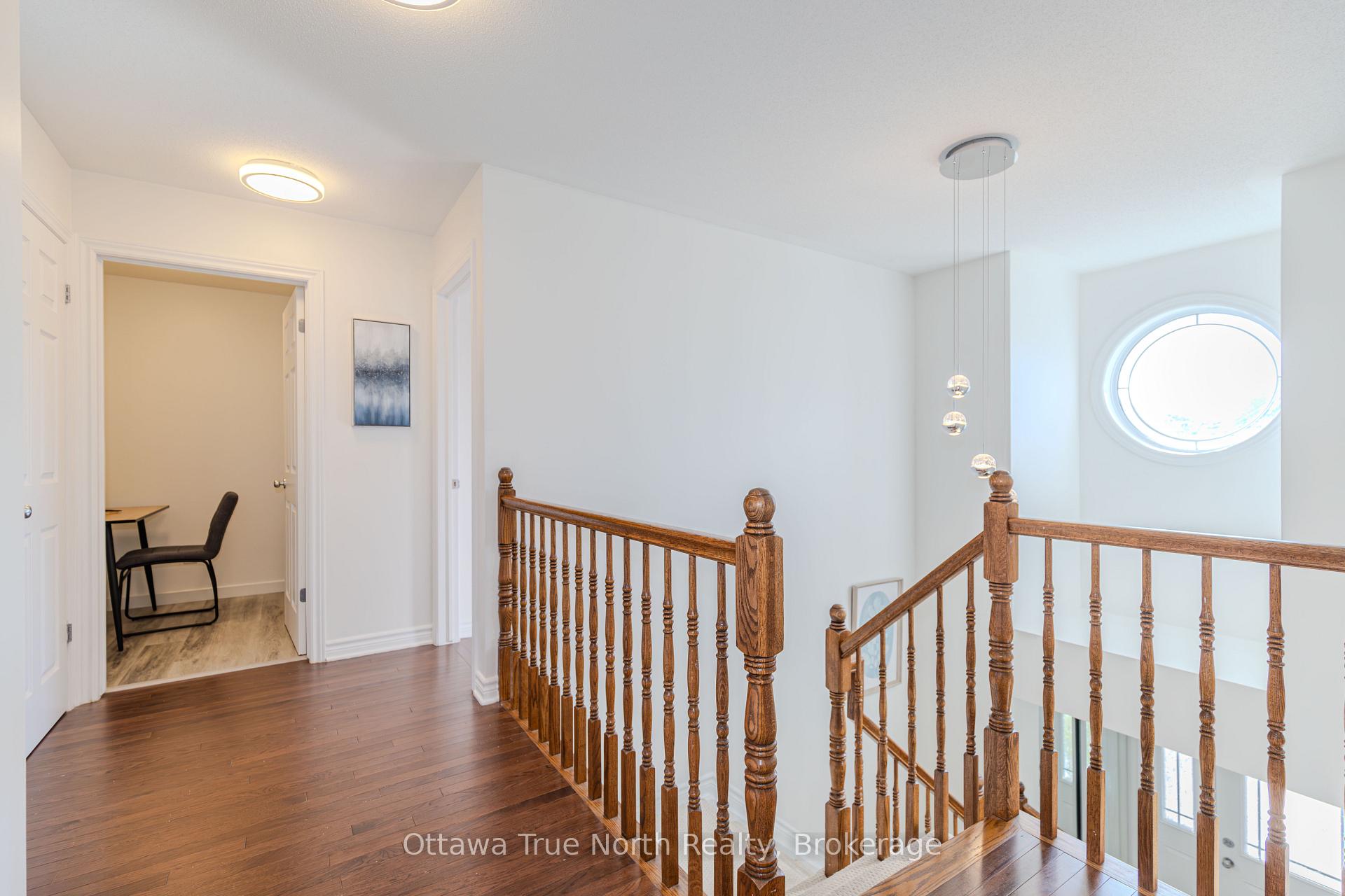 Photo 23 of 578 Paul Metivier Drive, Ottawa, Barrhaven - Strandherd — HOMEH