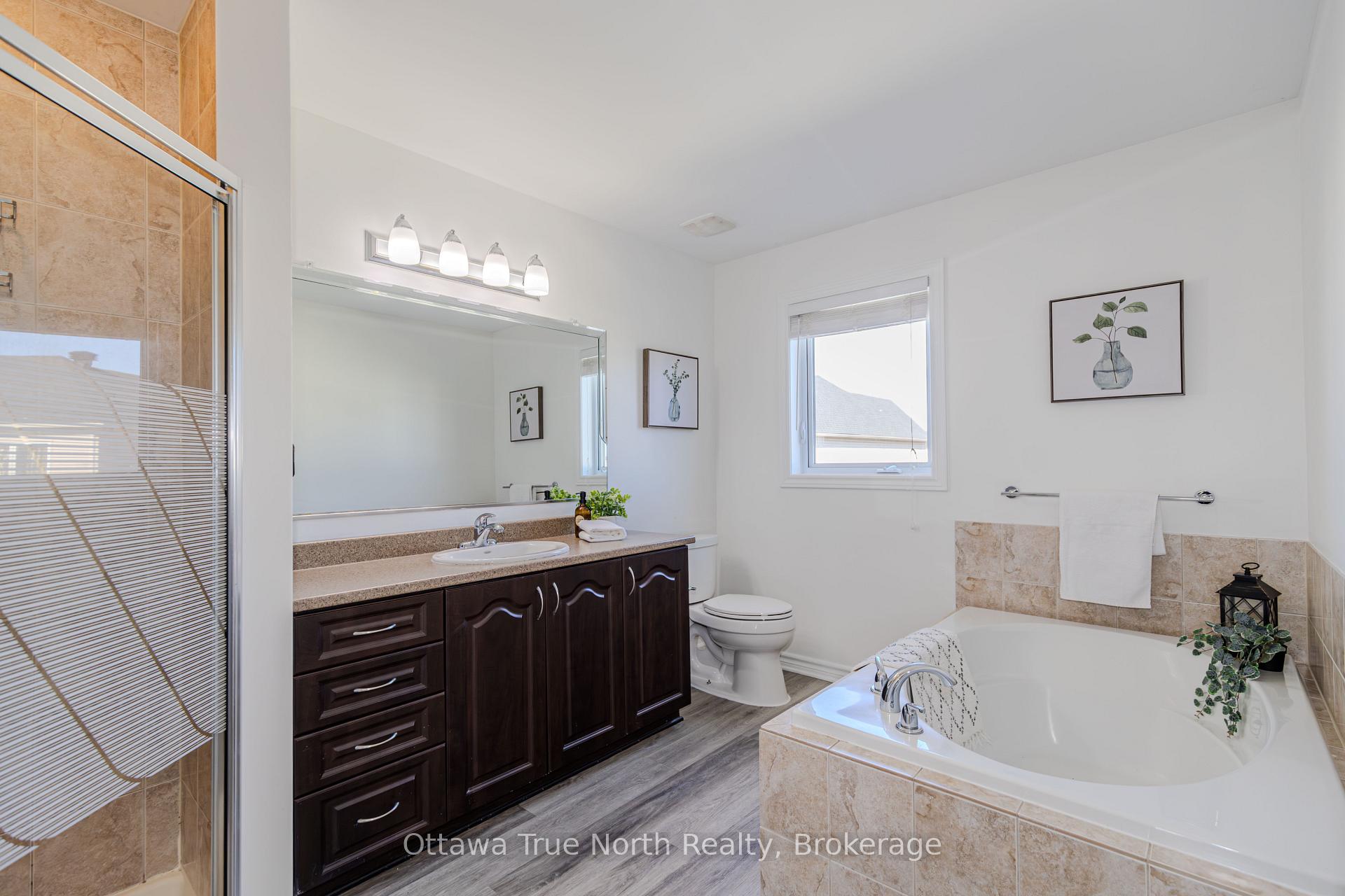 Photo 26 of 578 Paul Metivier Drive, Ottawa, Barrhaven - Strandherd — HOMEH
