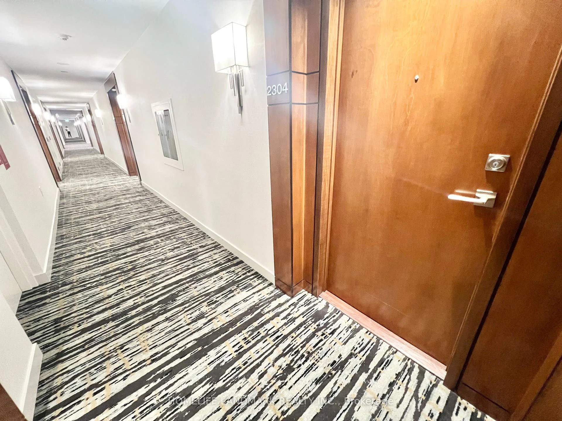 Photo 7 of Unit 2304, 10 Northtown Way, North York, Willowdale East — HOMEH