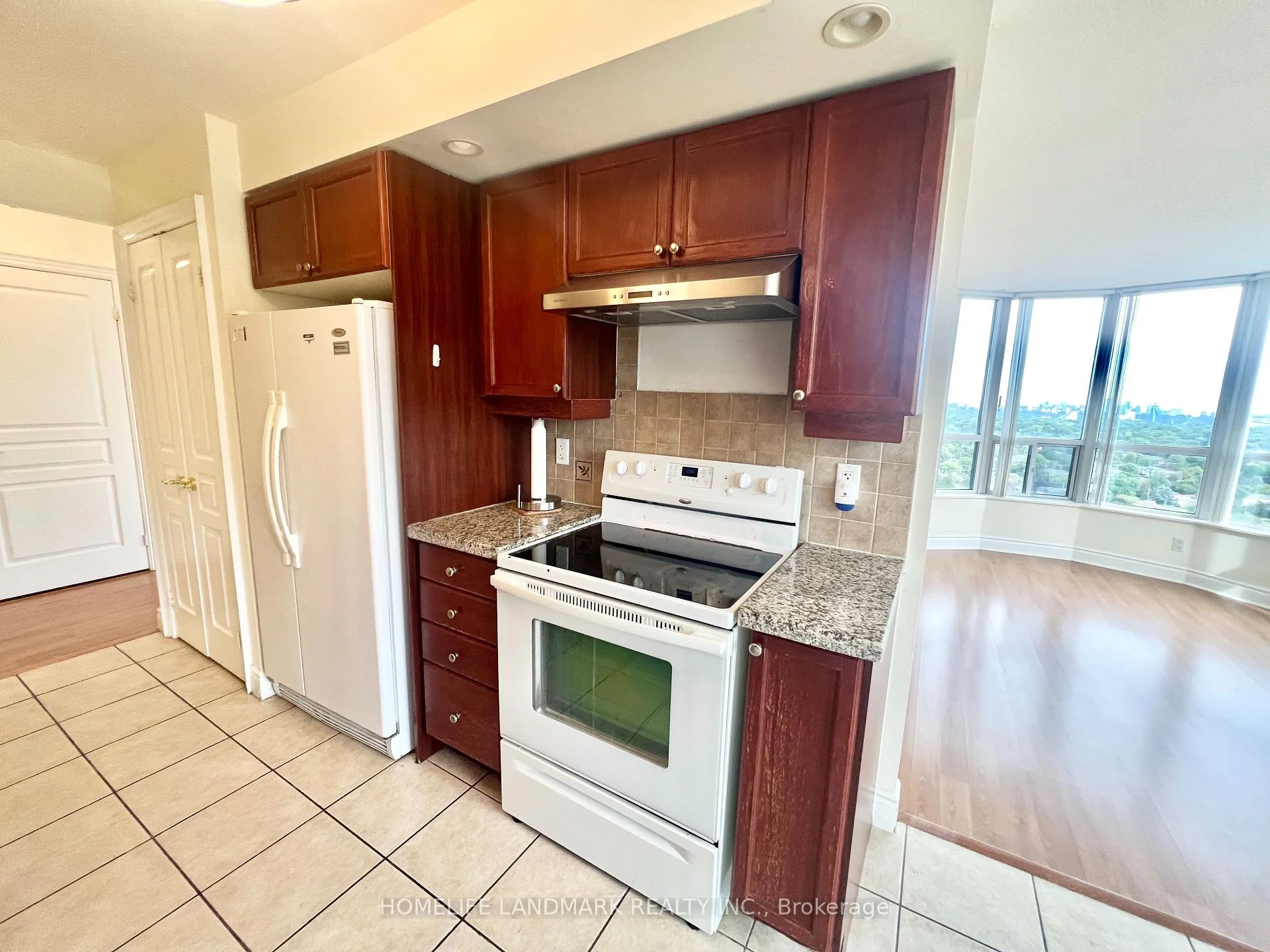 Photo 24 of Unit 2304, 10 Northtown Way, North York, Willowdale East — HOMEH