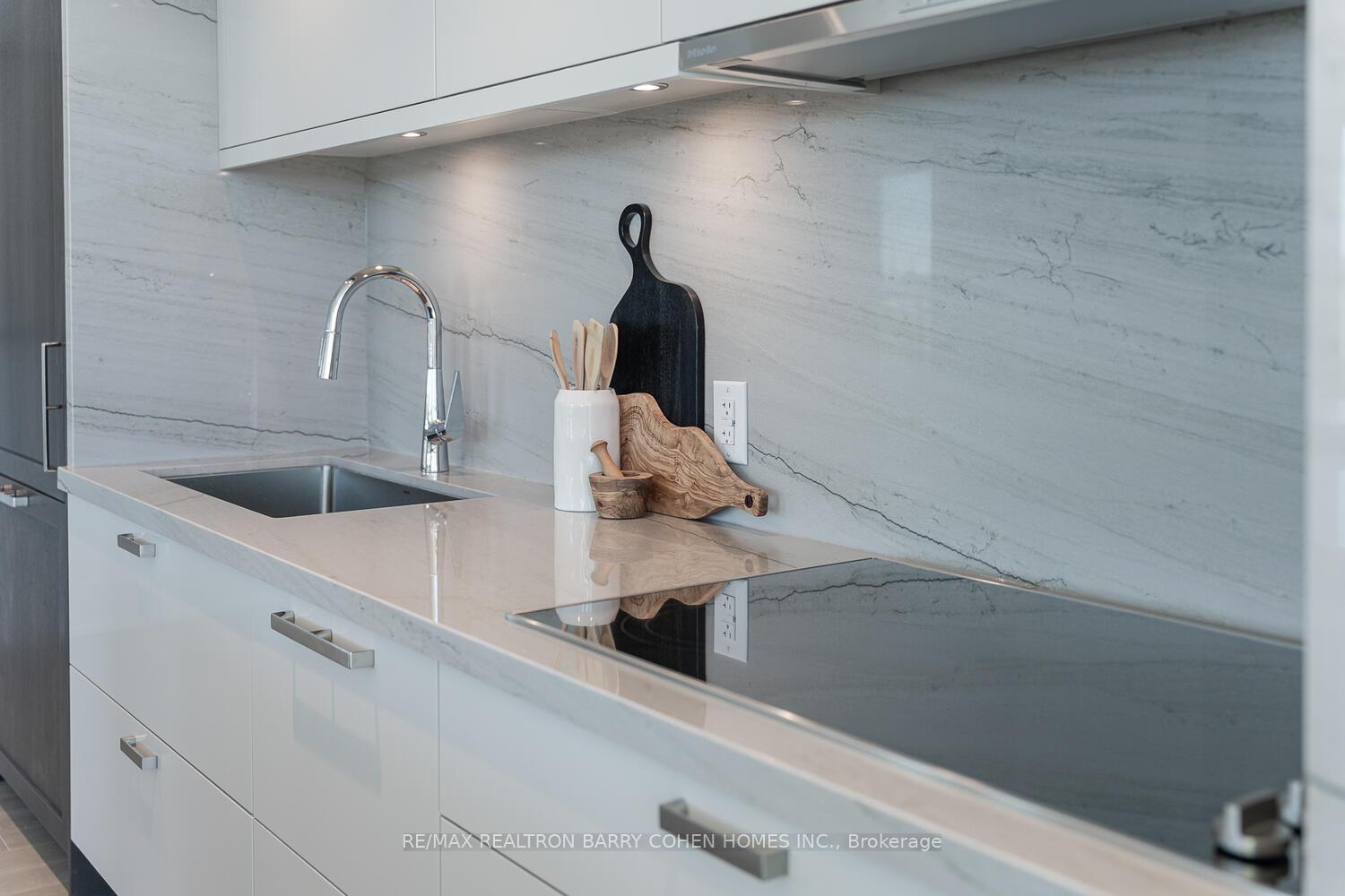 Photo 13 of Unit 1008, 397 Royal Orchard Boulevard, Markham, Royal Orchard — HOMEH
