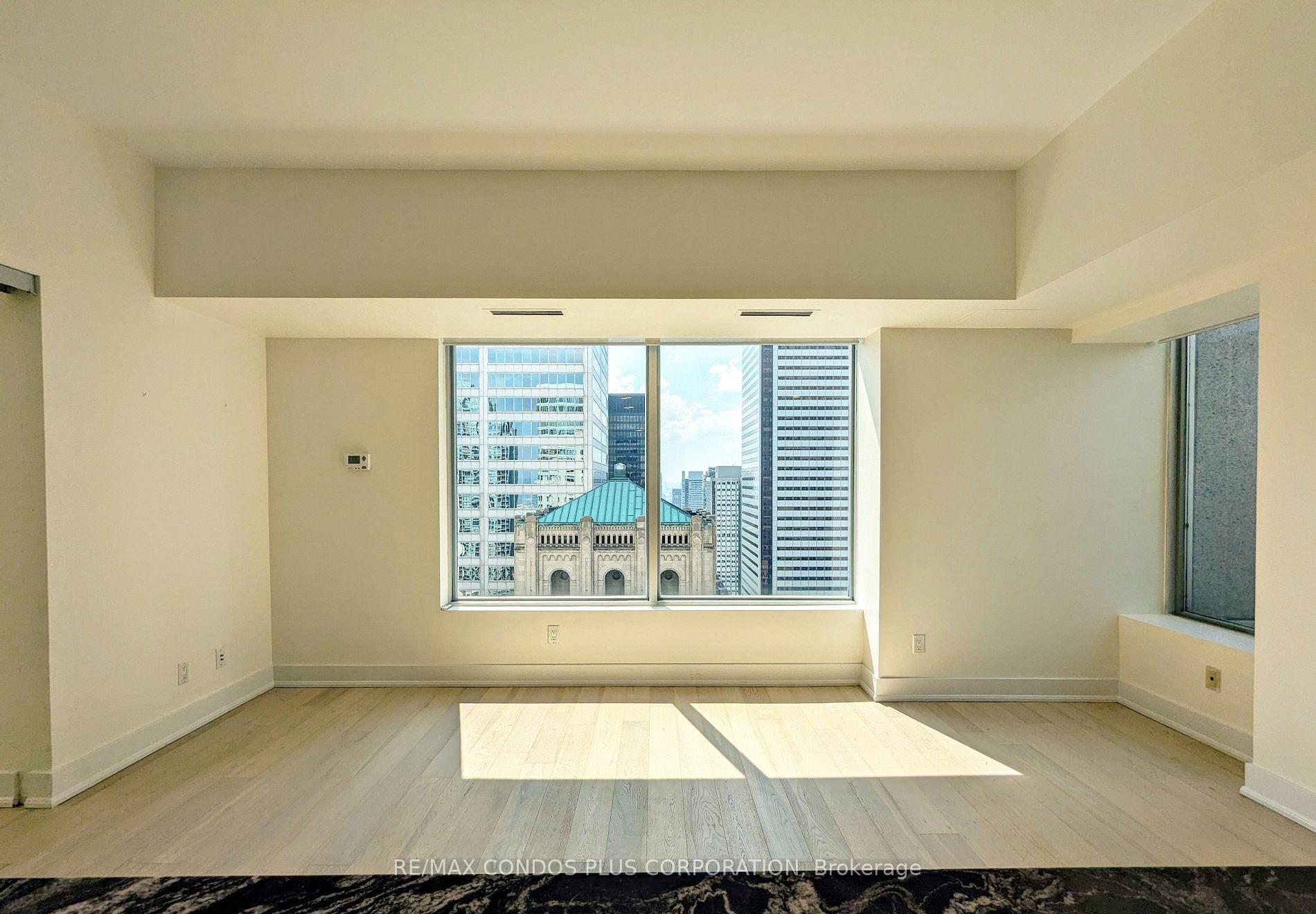Photo 11 of Unit 4301, 1 King Street W, Toronto, Bay Street Corridor — HOMEH