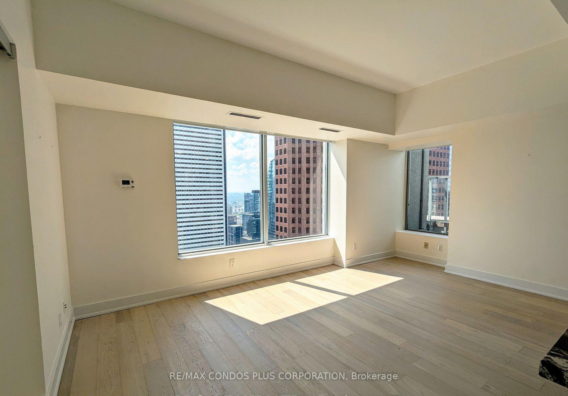 Photo 13 of Unit 4301, 1 King Street W, Toronto, Bay Street Corridor — HOMEH