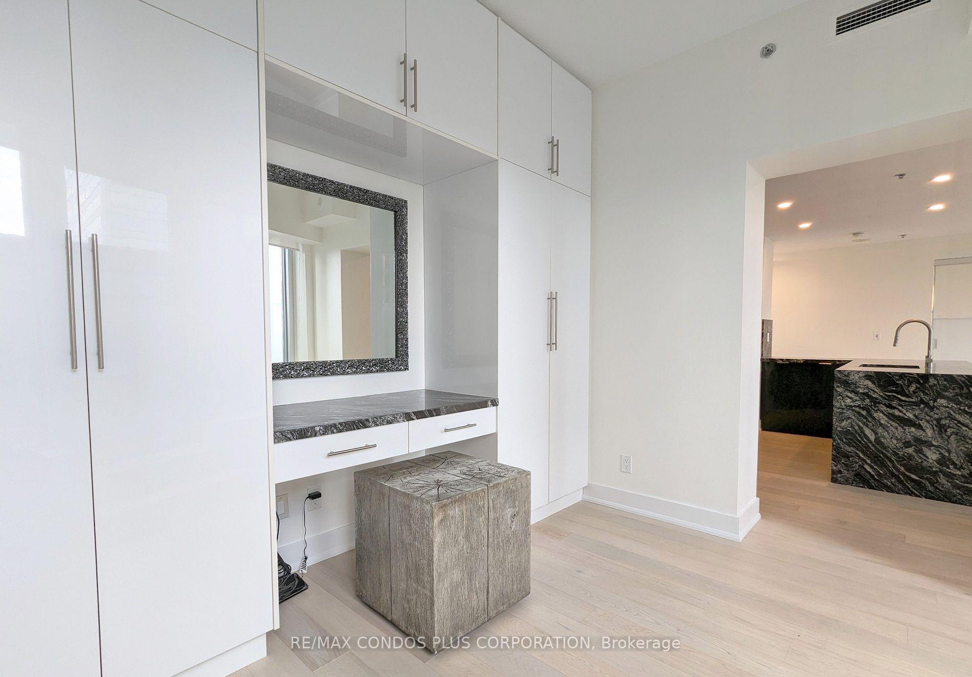 Photo 24 of Unit 4301, 1 King Street W, Toronto, Bay Street Corridor — HOMEH