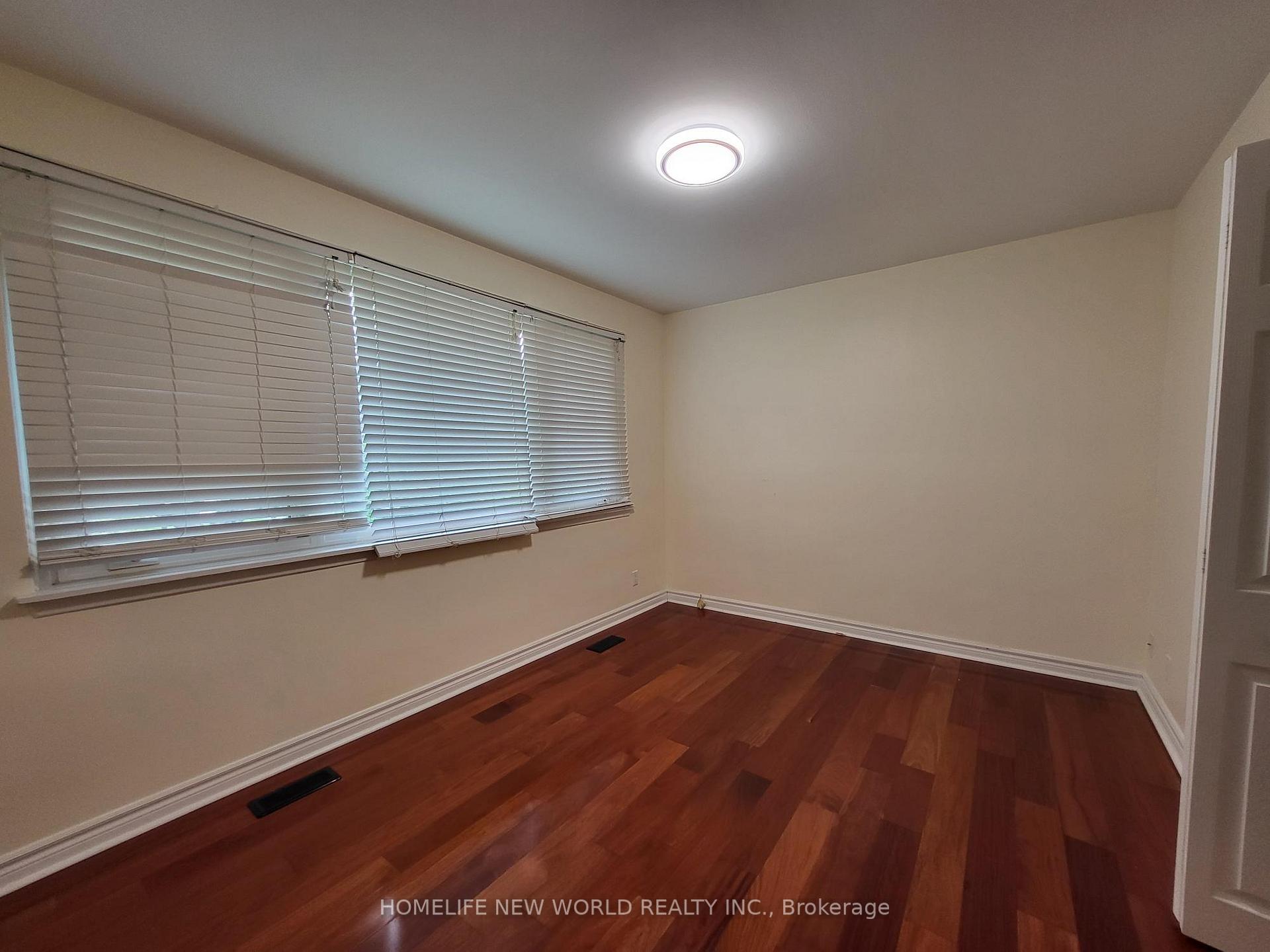 Photo 8 of 10 Alanadale Avenue, Markham, Bullock — HOMEH