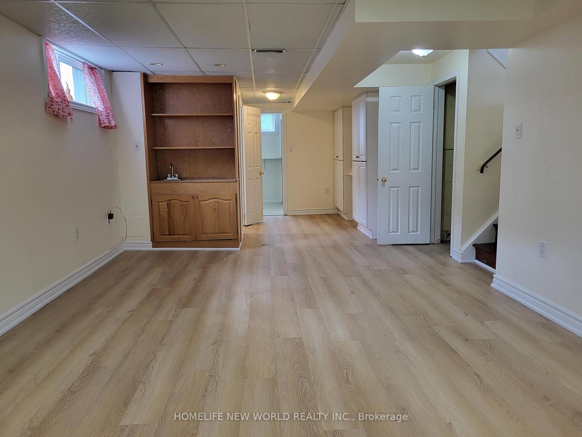 Photo 12 of 10 Alanadale Avenue, Markham, Bullock — HOMEH