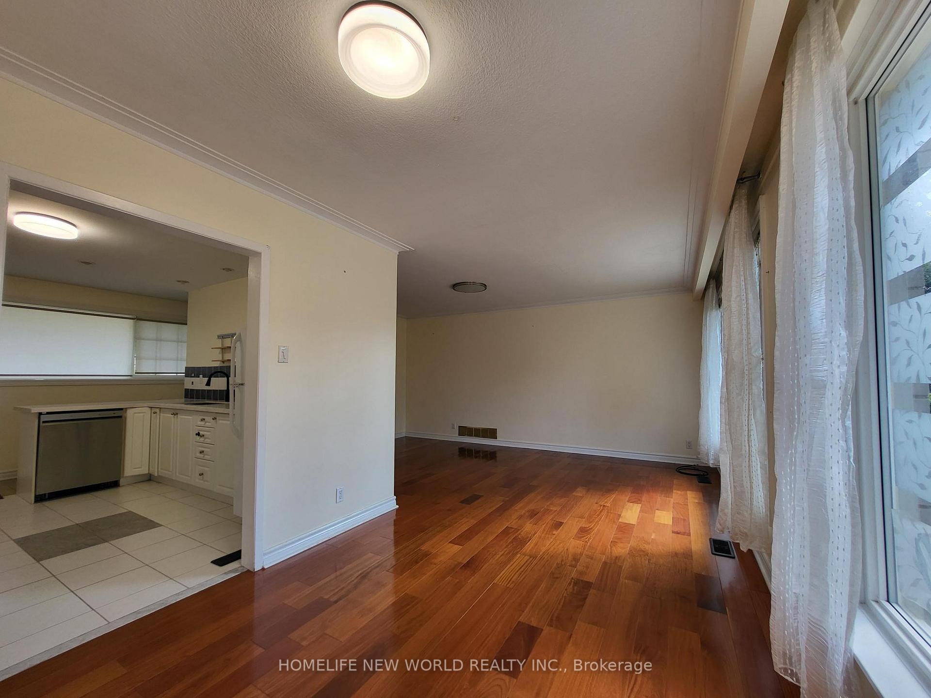 Photo 17 of 10 Alanadale Avenue, Markham, Bullock — HOMEH