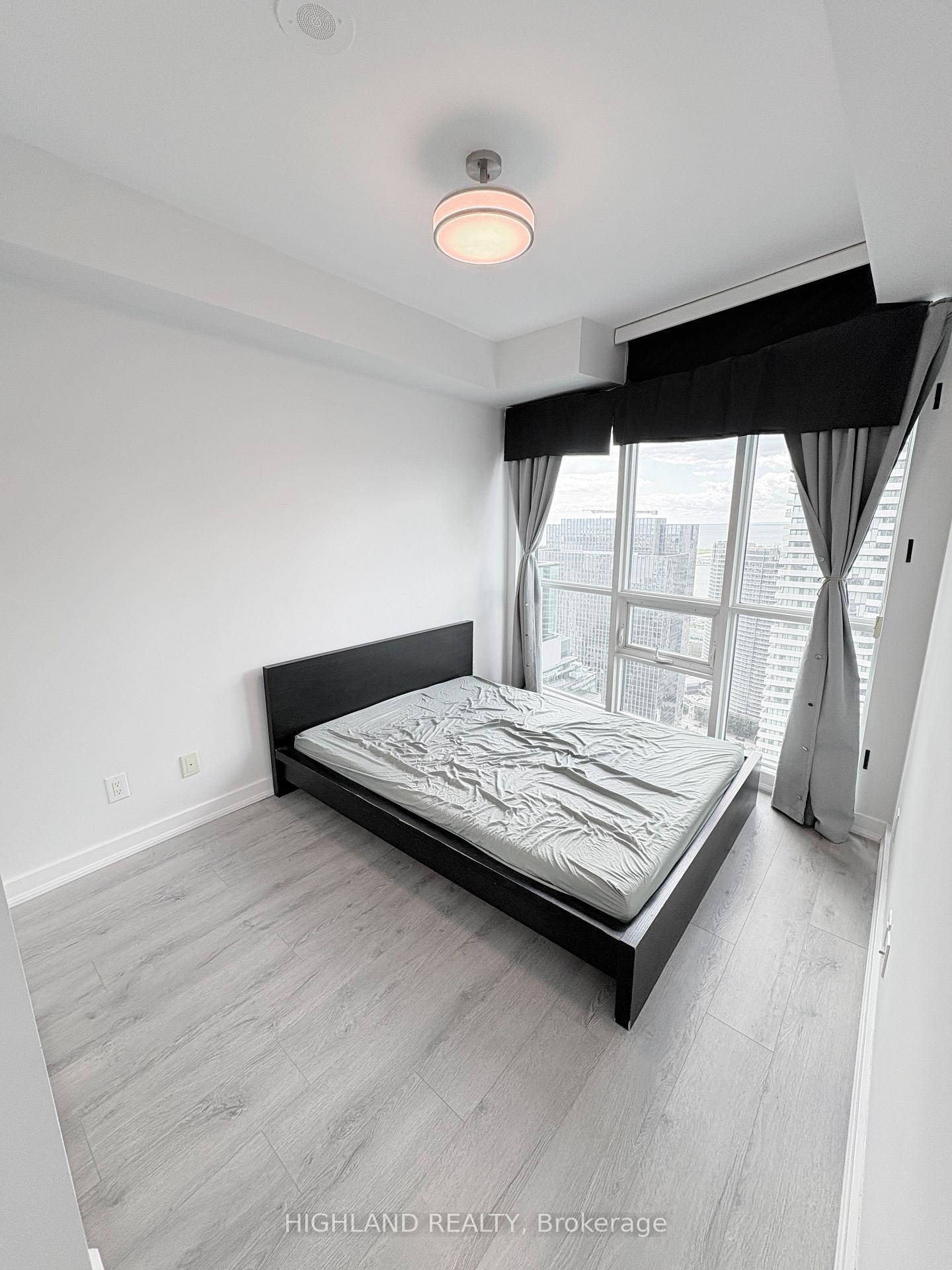 Photo 8 of Unit 4601, 33 Bay Street, Toronto, Waterfront Communities — HOMEH