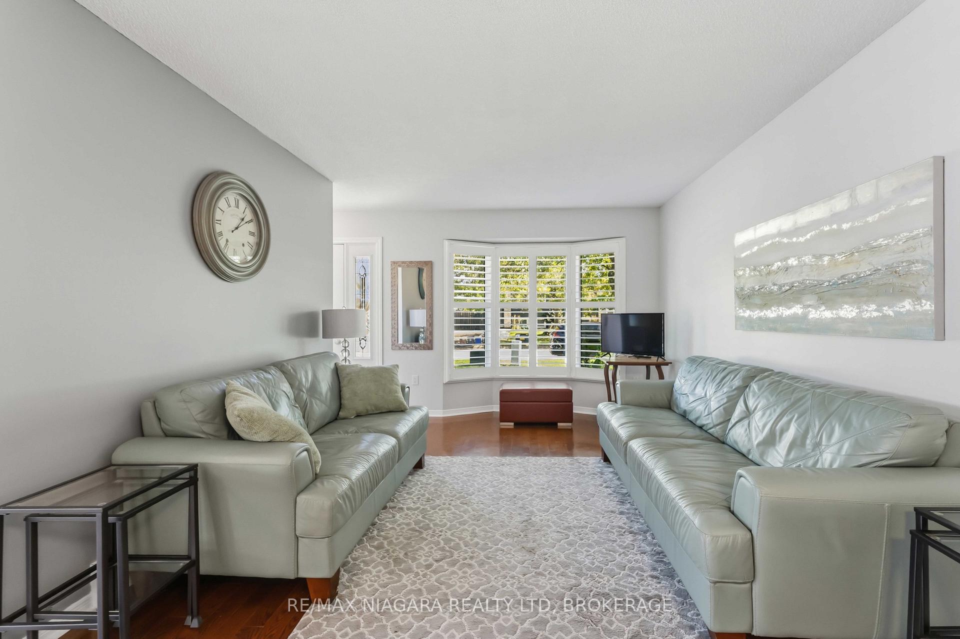 Photo 9 of 41 Fox Trail Drive, St. Catharines, Rykert/Vansickle — HOMEH