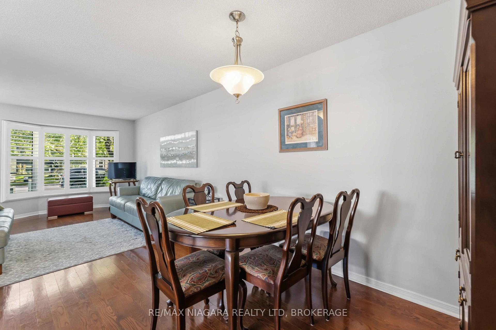 Photo 14 of 41 Fox Trail Drive, St. Catharines, Rykert/Vansickle — HOMEH