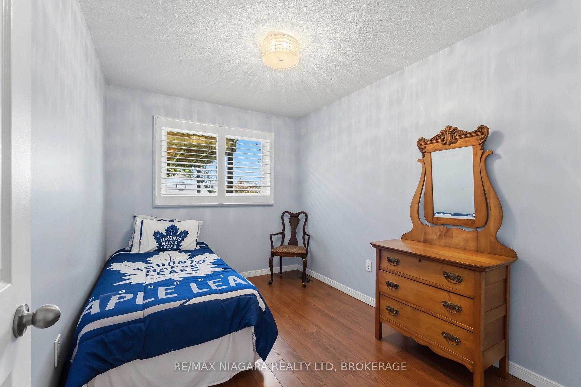 Photo 25 of 41 Fox Trail Drive, St. Catharines, Rykert/Vansickle — HOMEH