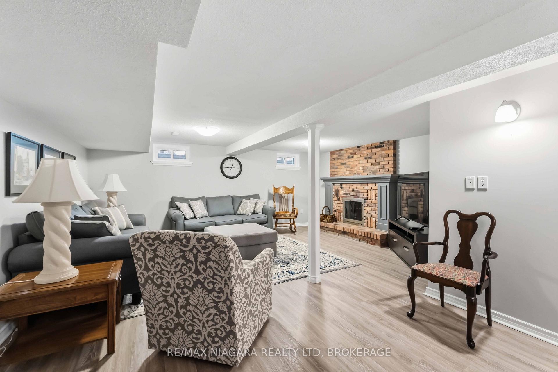 Photo 31 of 41 Fox Trail Drive, St. Catharines, Rykert/Vansickle — HOMEH