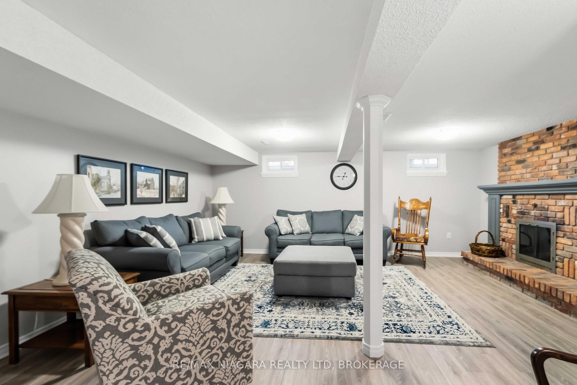 Photo 32 of 41 Fox Trail Drive, St. Catharines, Rykert/Vansickle — HOMEH
