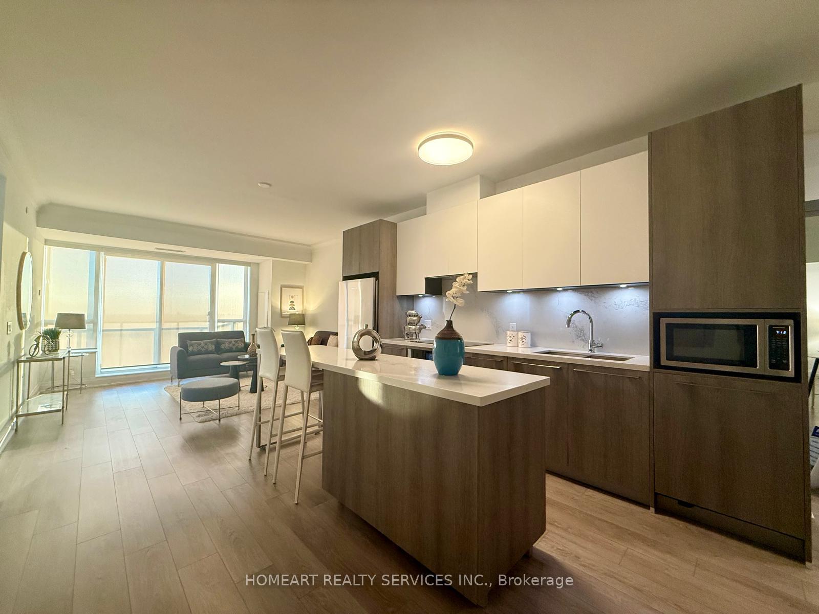 Photo 11 of Unit 4005, 8 Water Walk Drive, Markham, Unionville — HOMEH