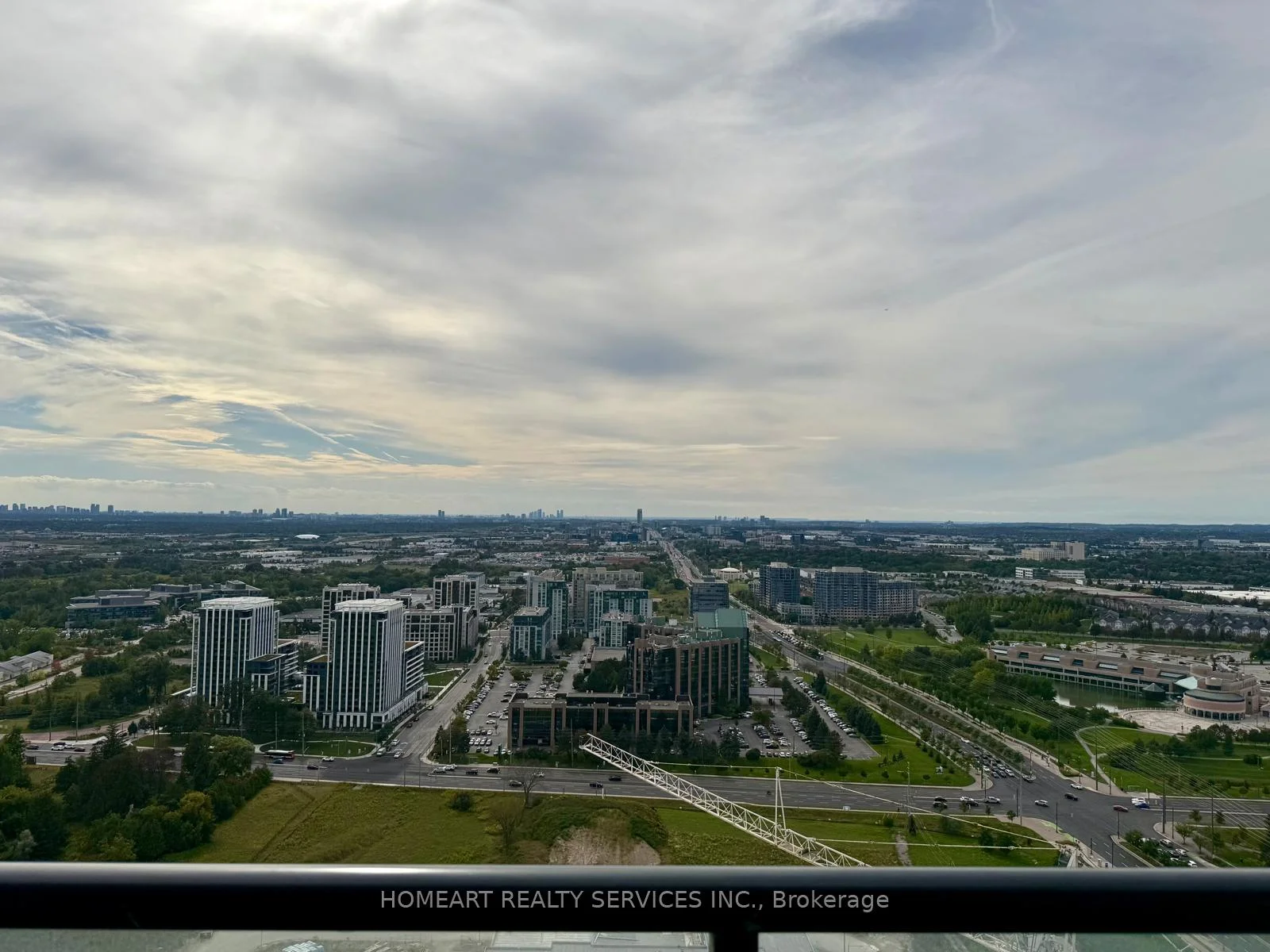 Photo 14 of Unit 4005, 8 Water Walk Drive, Markham, Unionville — HOMEH