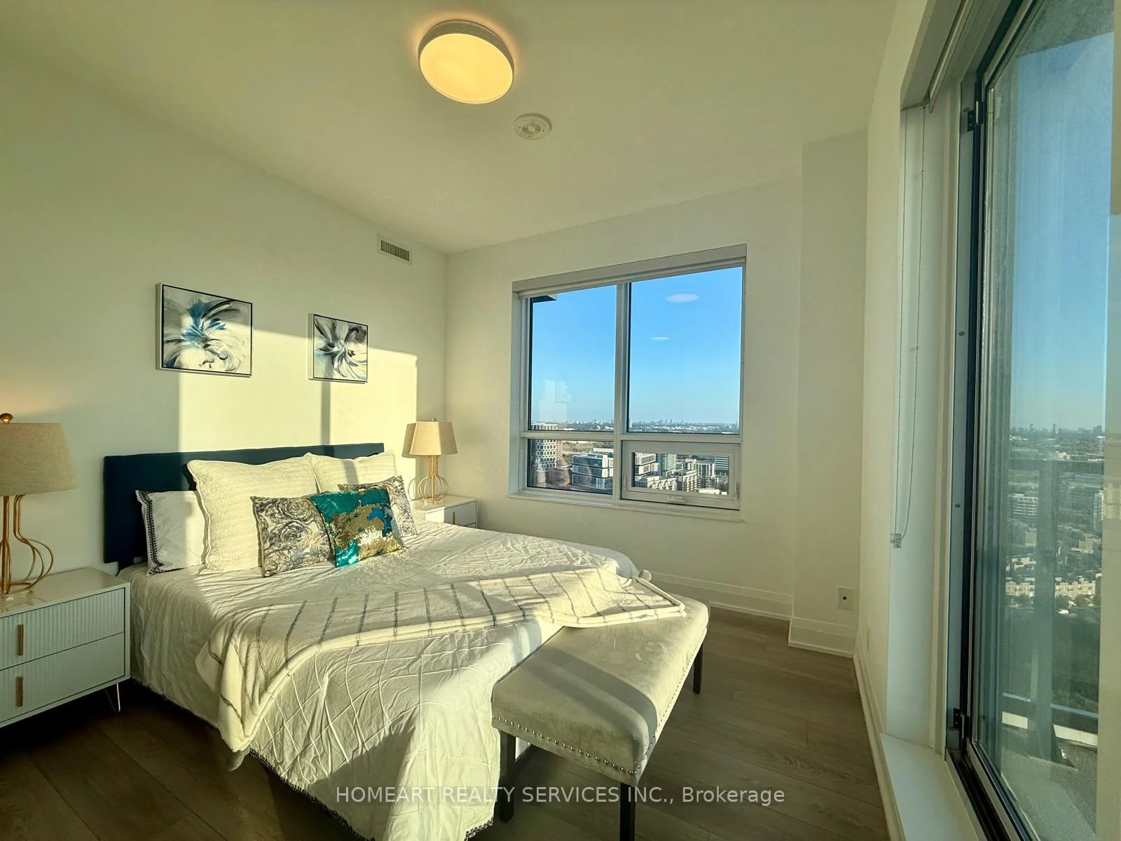 Photo 35 of Unit 4005, 8 Water Walk Drive, Markham, Unionville — HOMEH