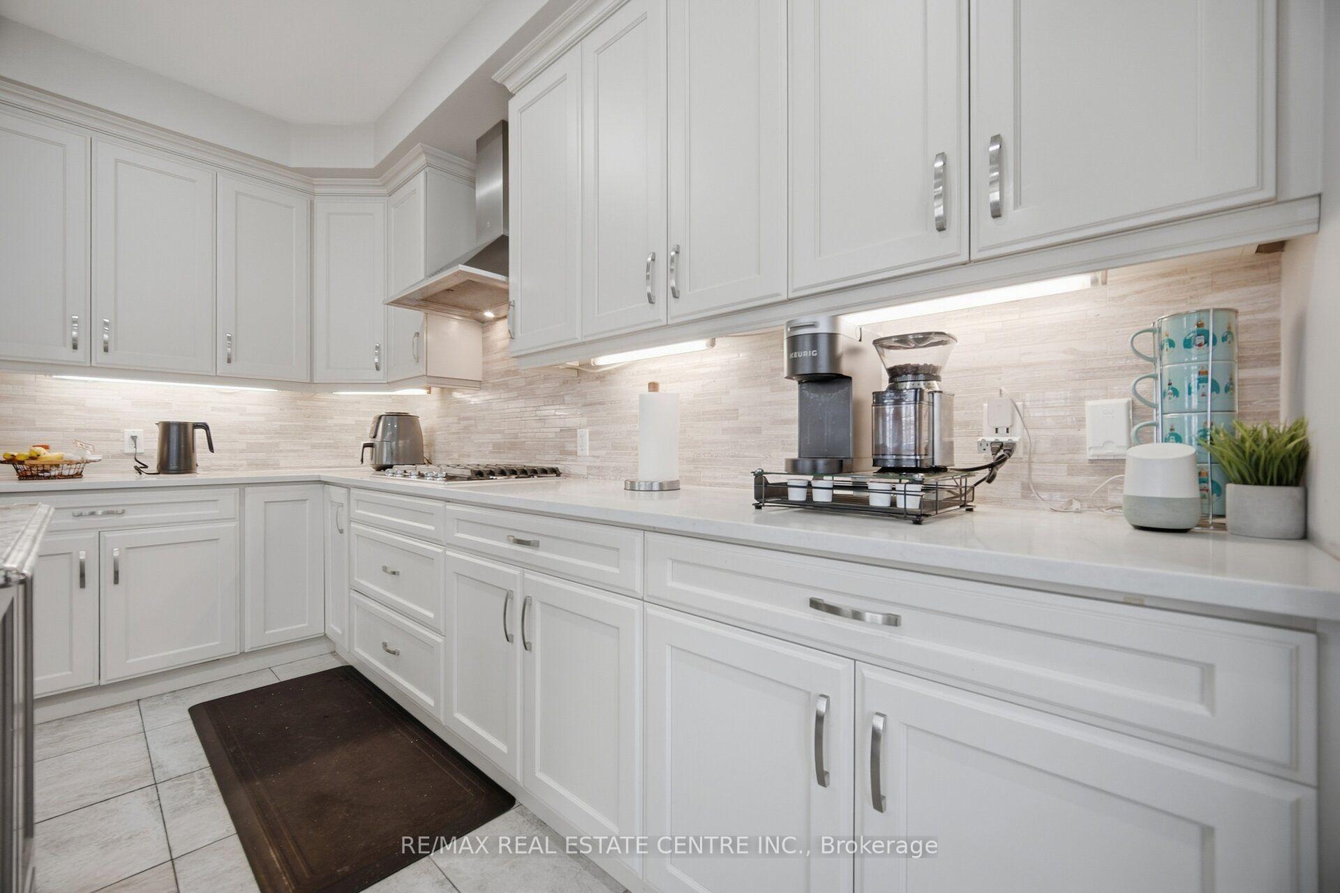 Photo 14 of 153 Whitlock Avenue, Milton, Ford — HOMEH