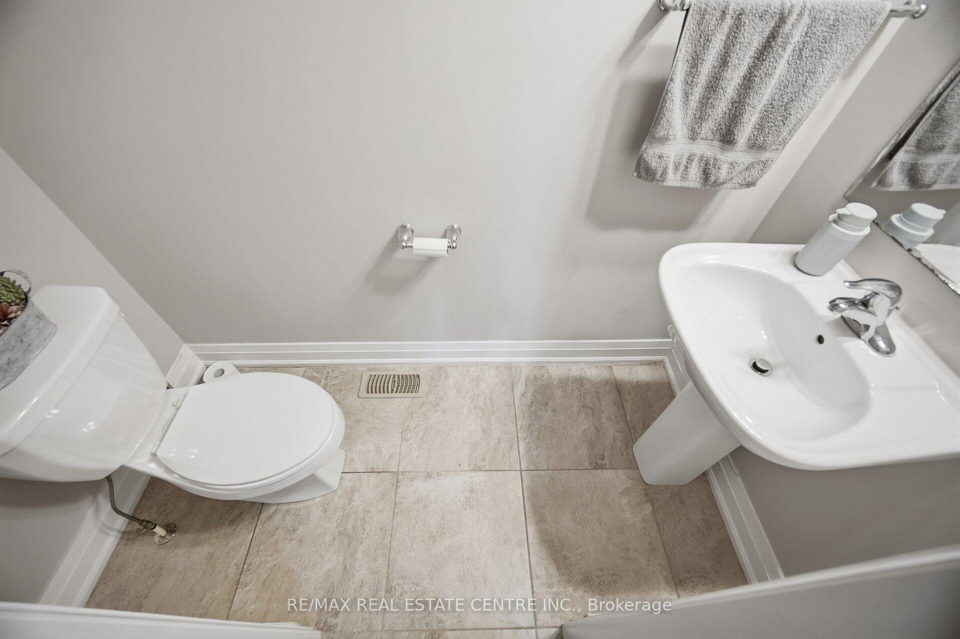 Photo 16 of 153 Whitlock Avenue, Milton, Ford — HOMEH