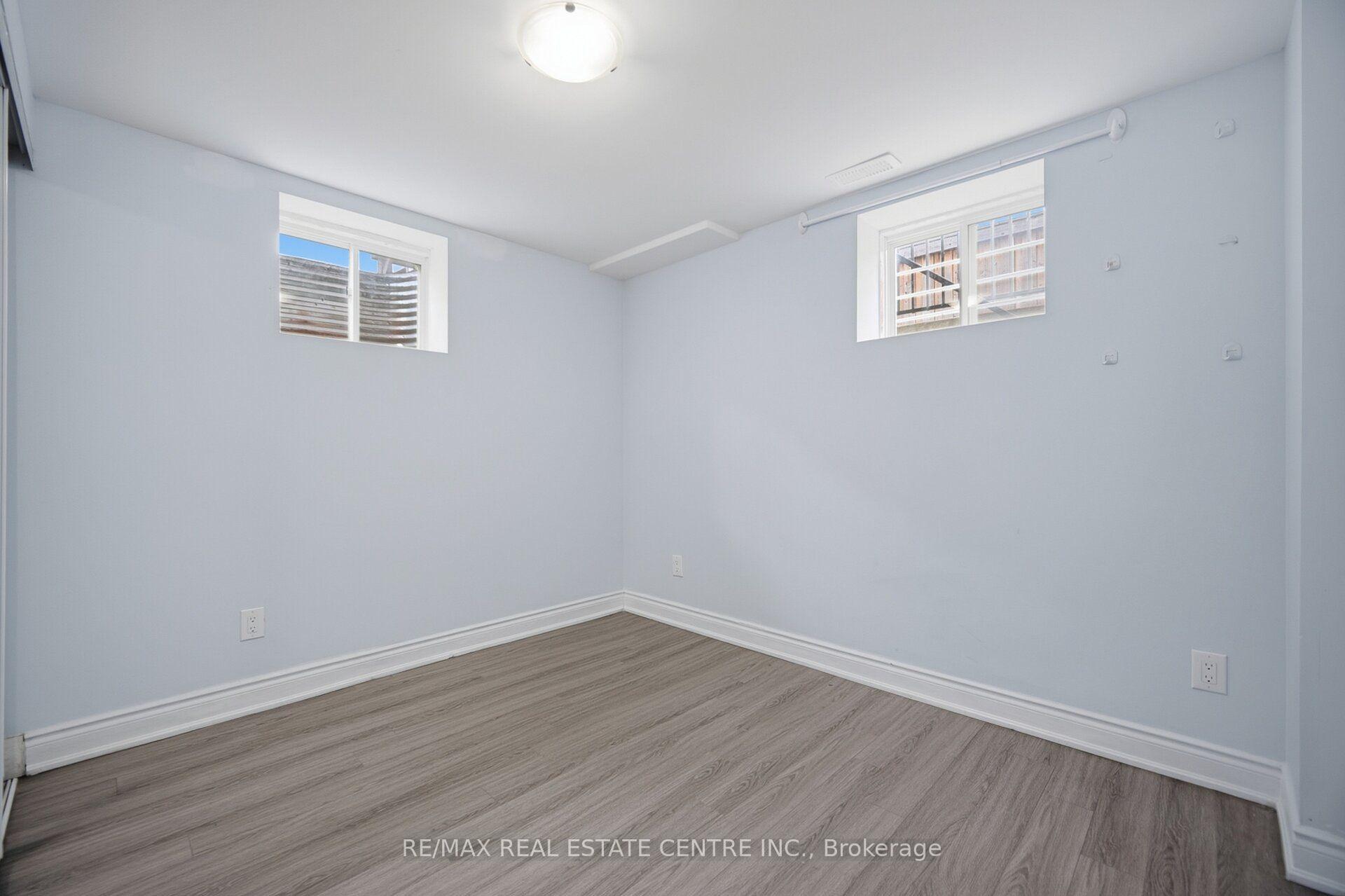 Photo 41 of 153 Whitlock Avenue, Milton, Ford — HOMEH